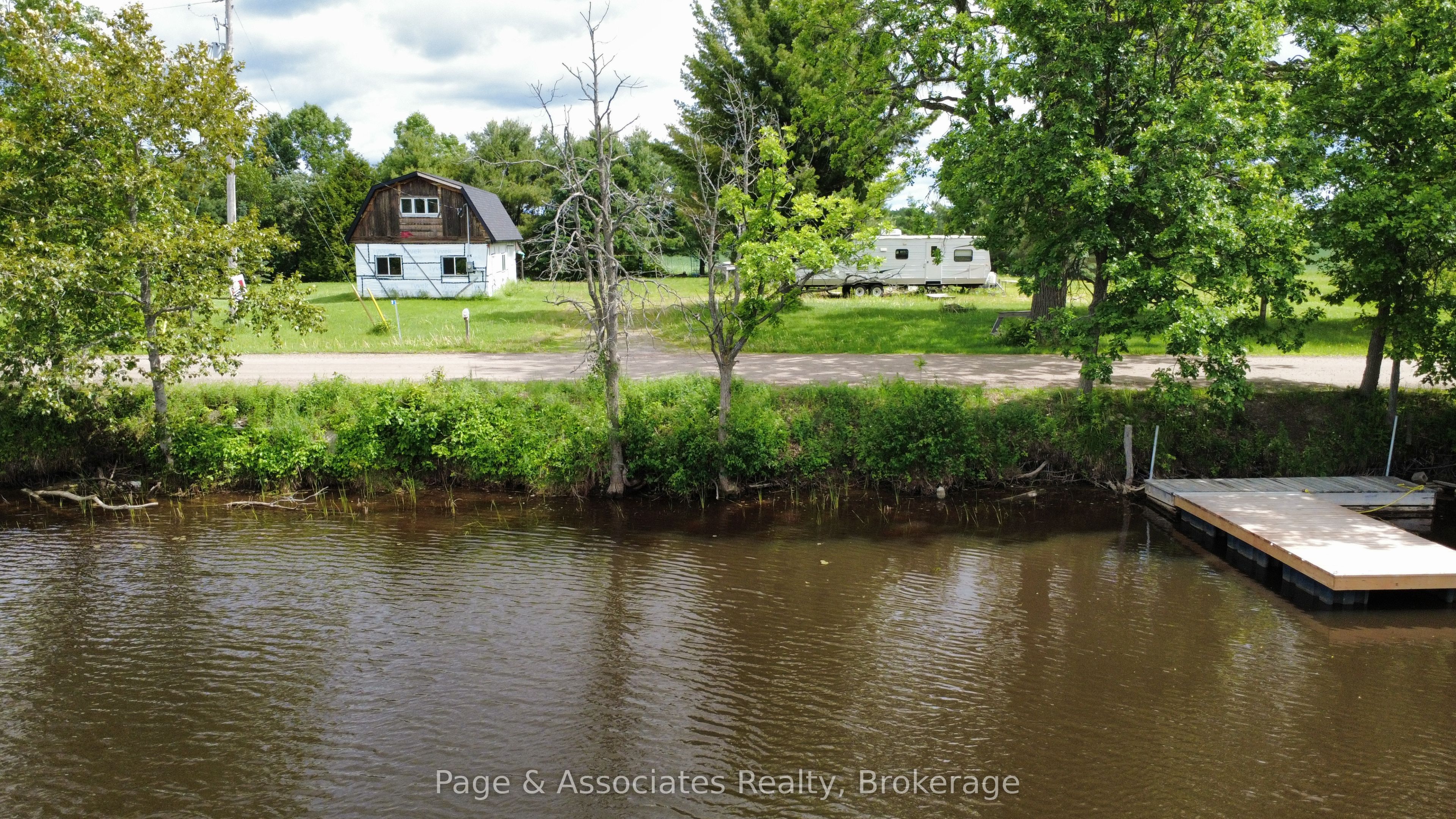 37 Veuve River
