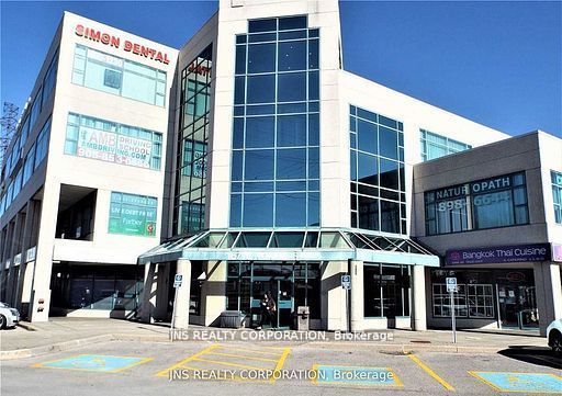 16775 Yonge Unit 304