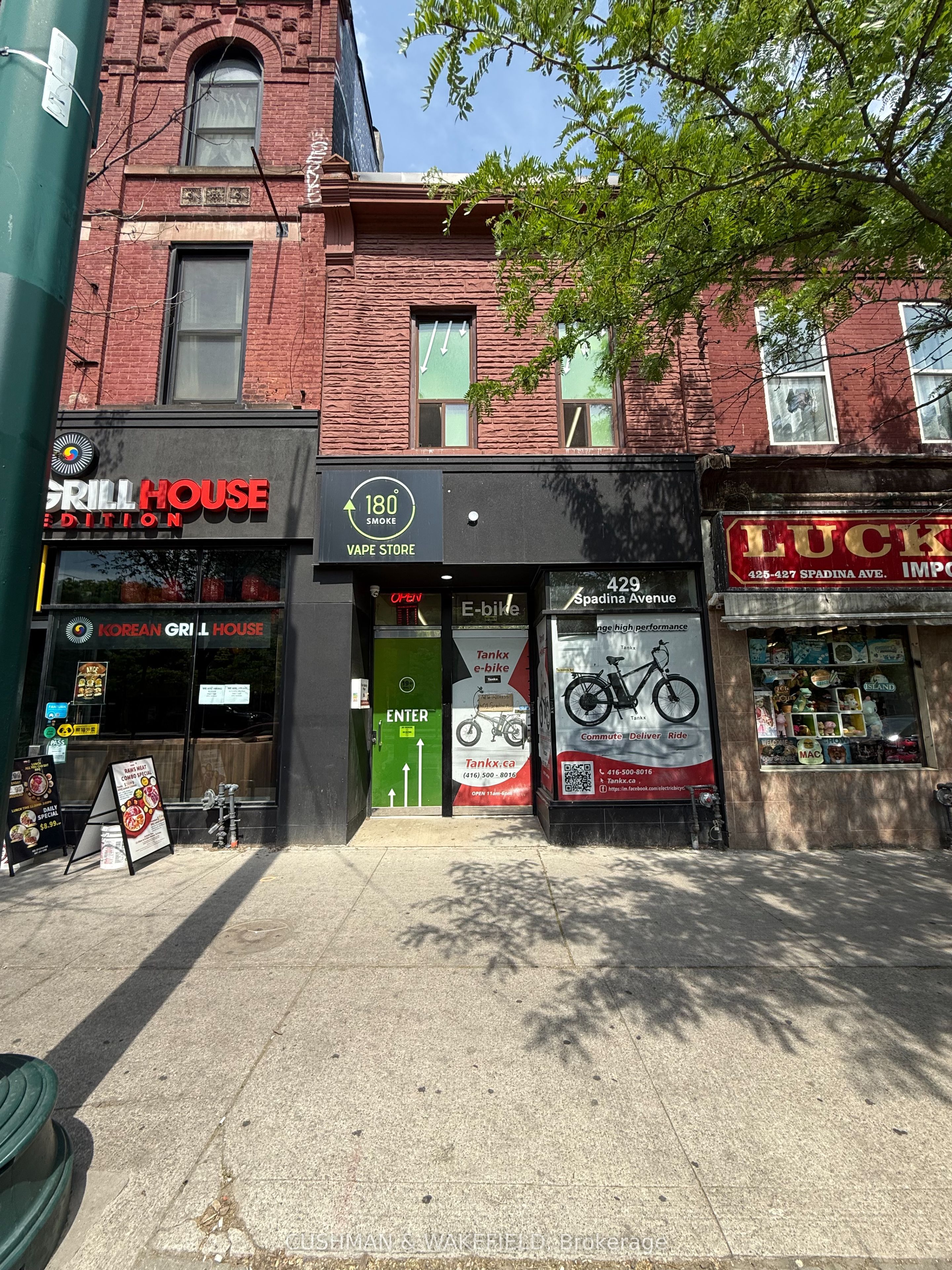 429 Spadina