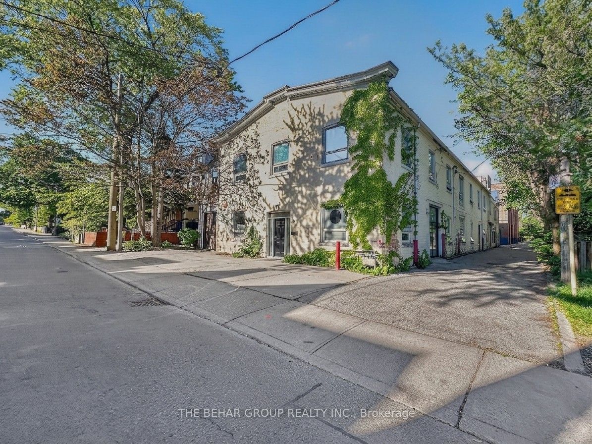 65 Bellwoods