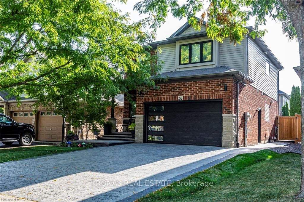 252 Upper Mount Albion