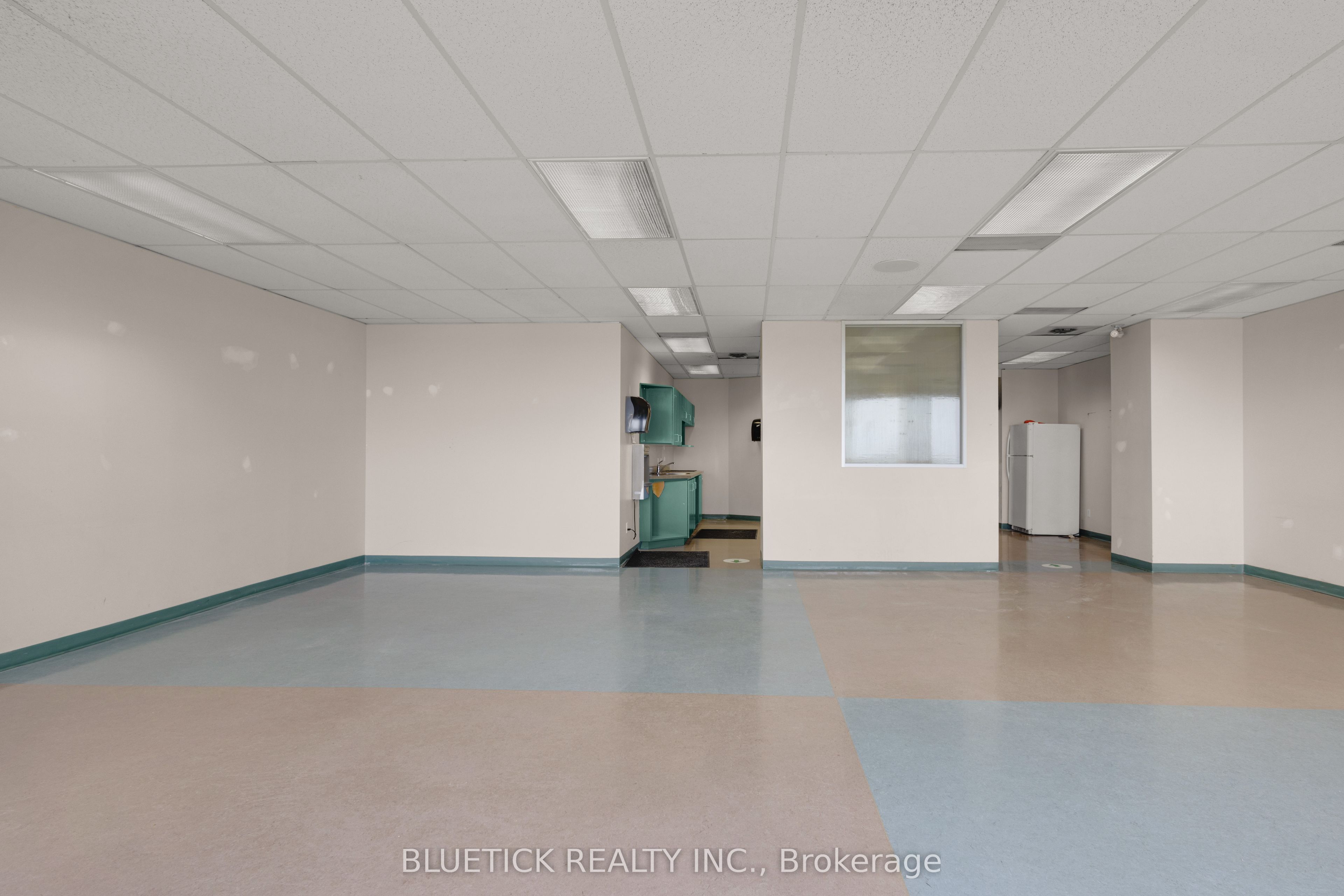 690 Dorval Unit 600