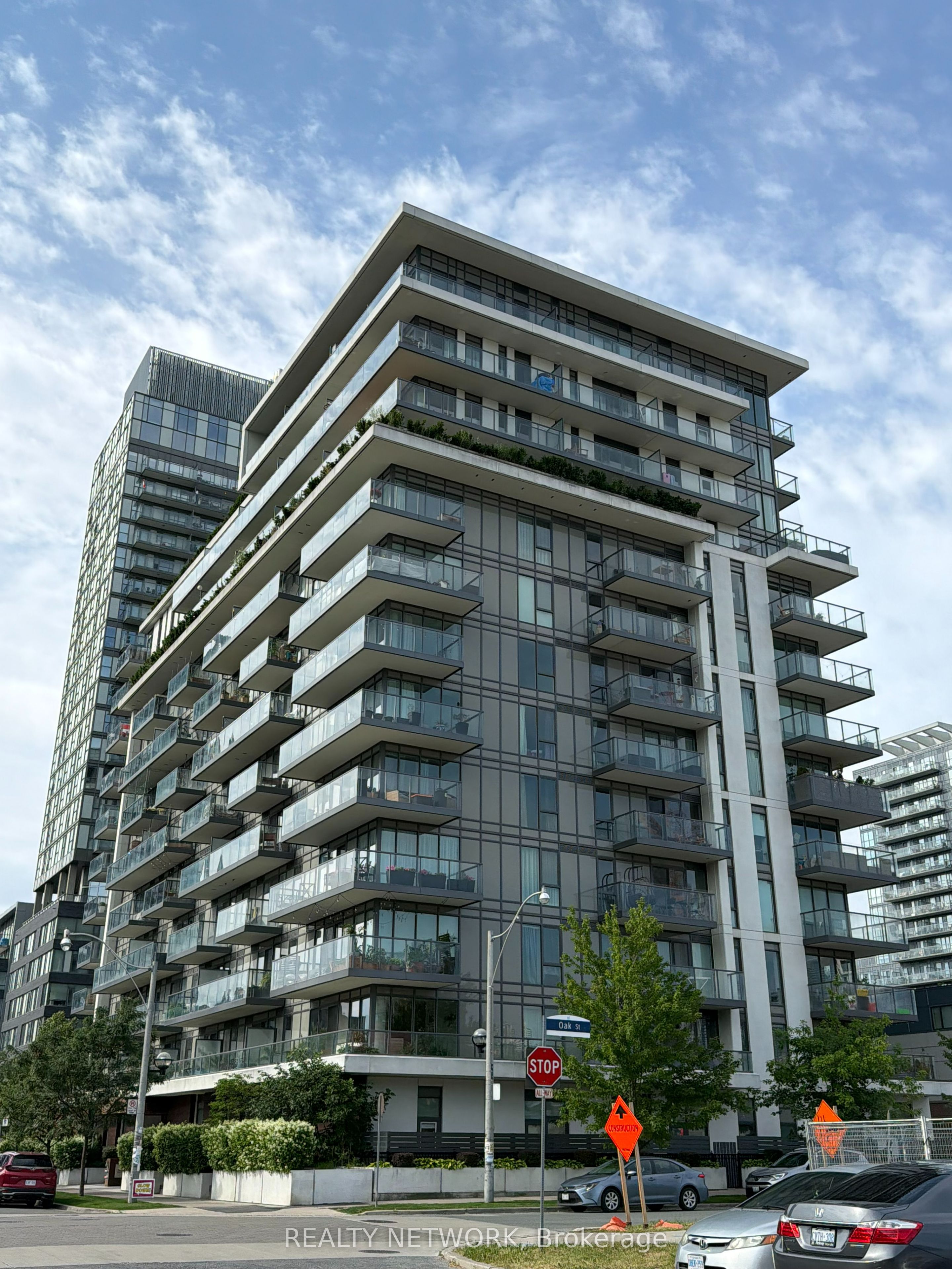 260 SACKVILLE Unit 210