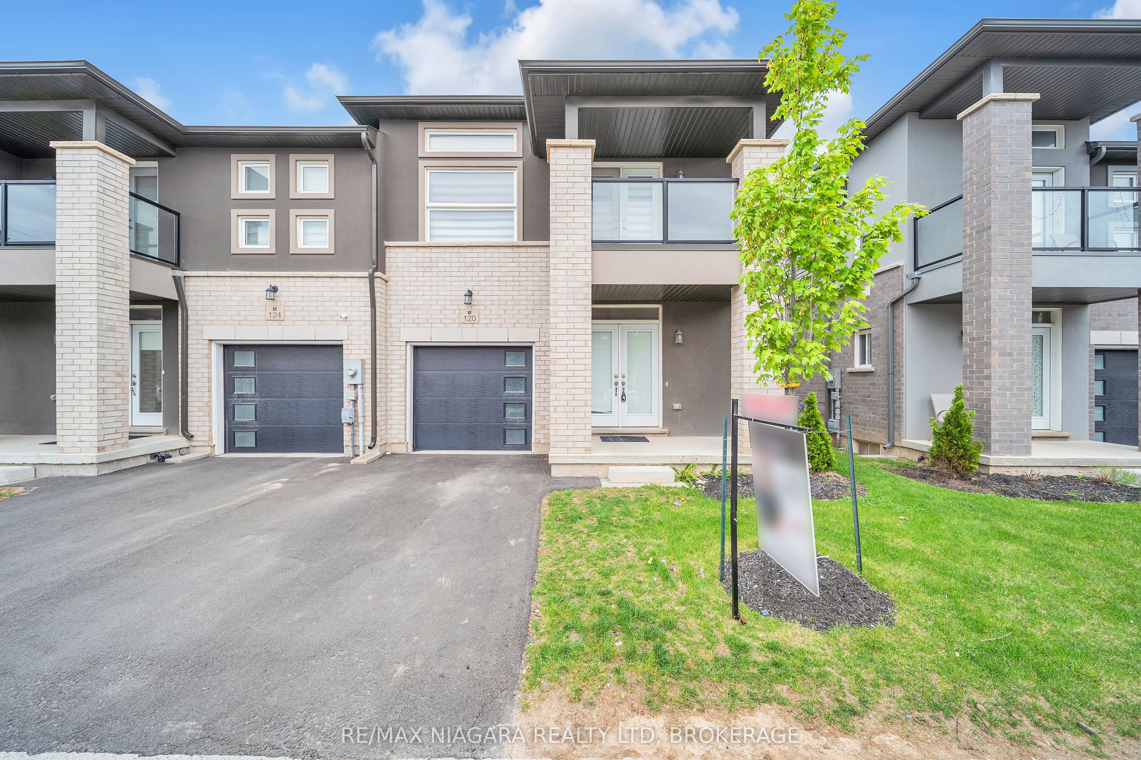 120 Renfrew