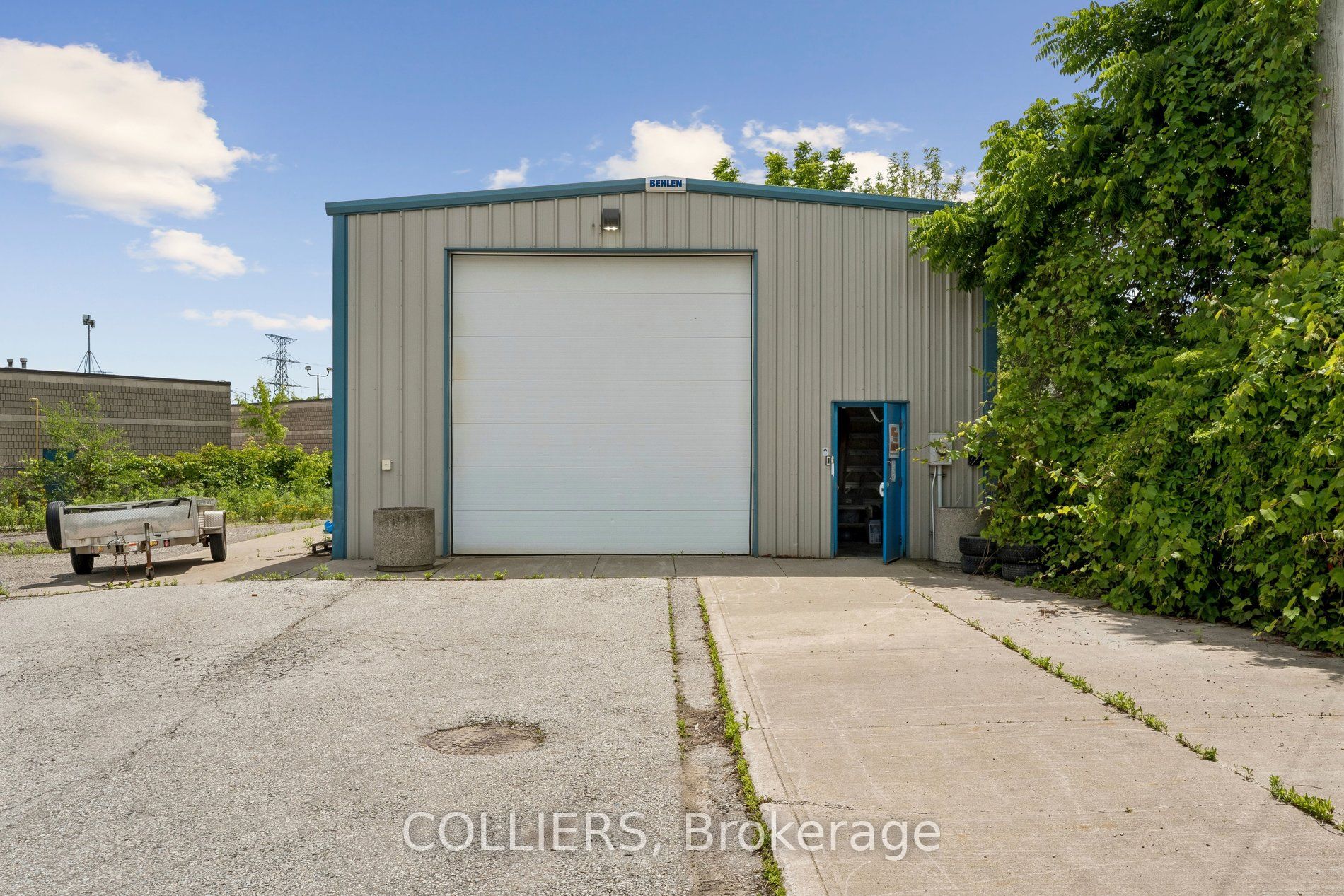 930 Brant Street, Burlington, ON L7R 4J1, Burlington