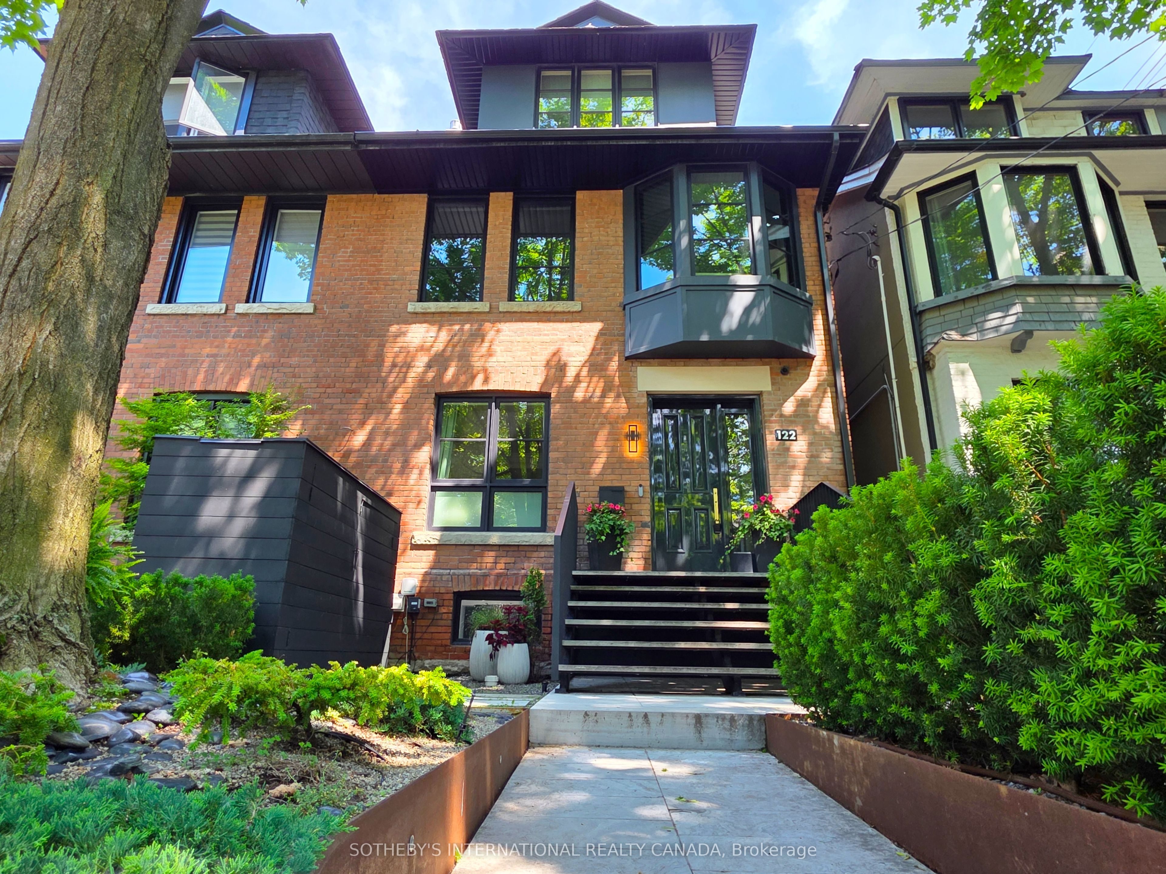 122 Macpherson Avenue, Toronto, ON M5R 1W8, Toronto