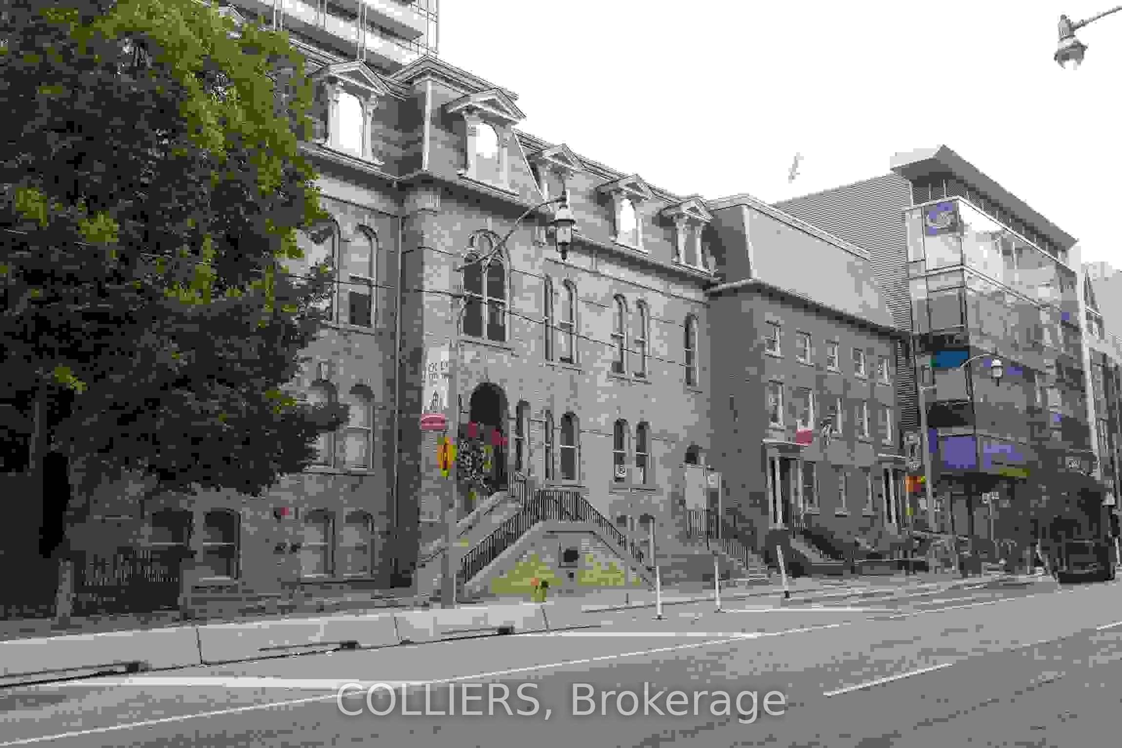 264 Adelaide Unit B01