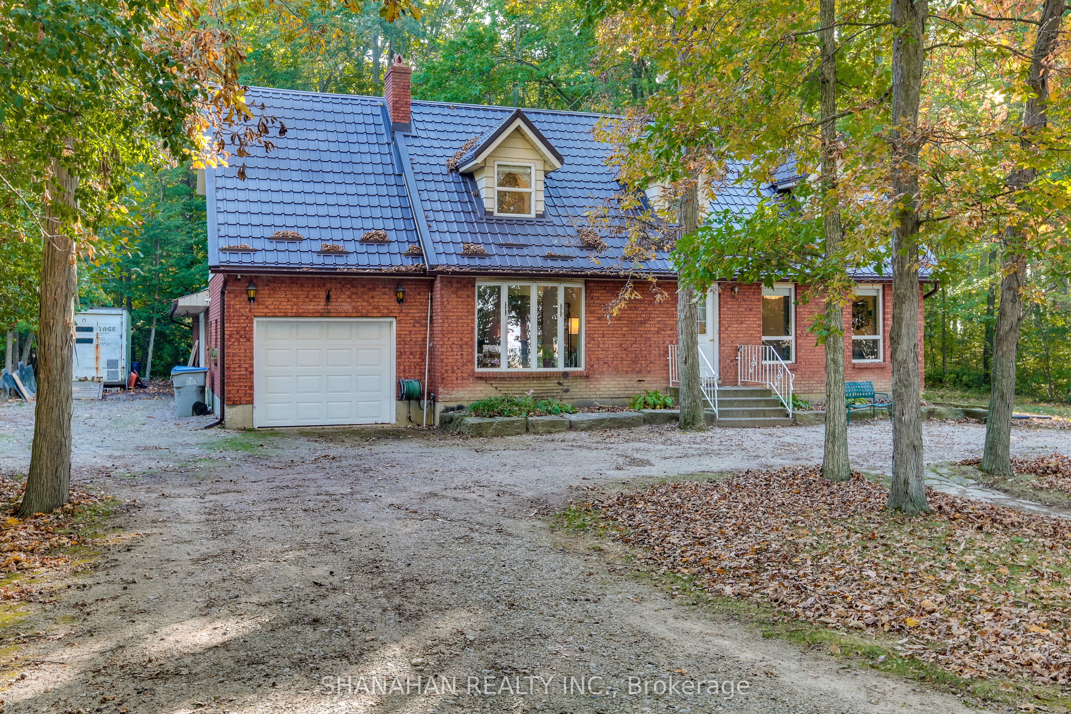 4690 Forest
