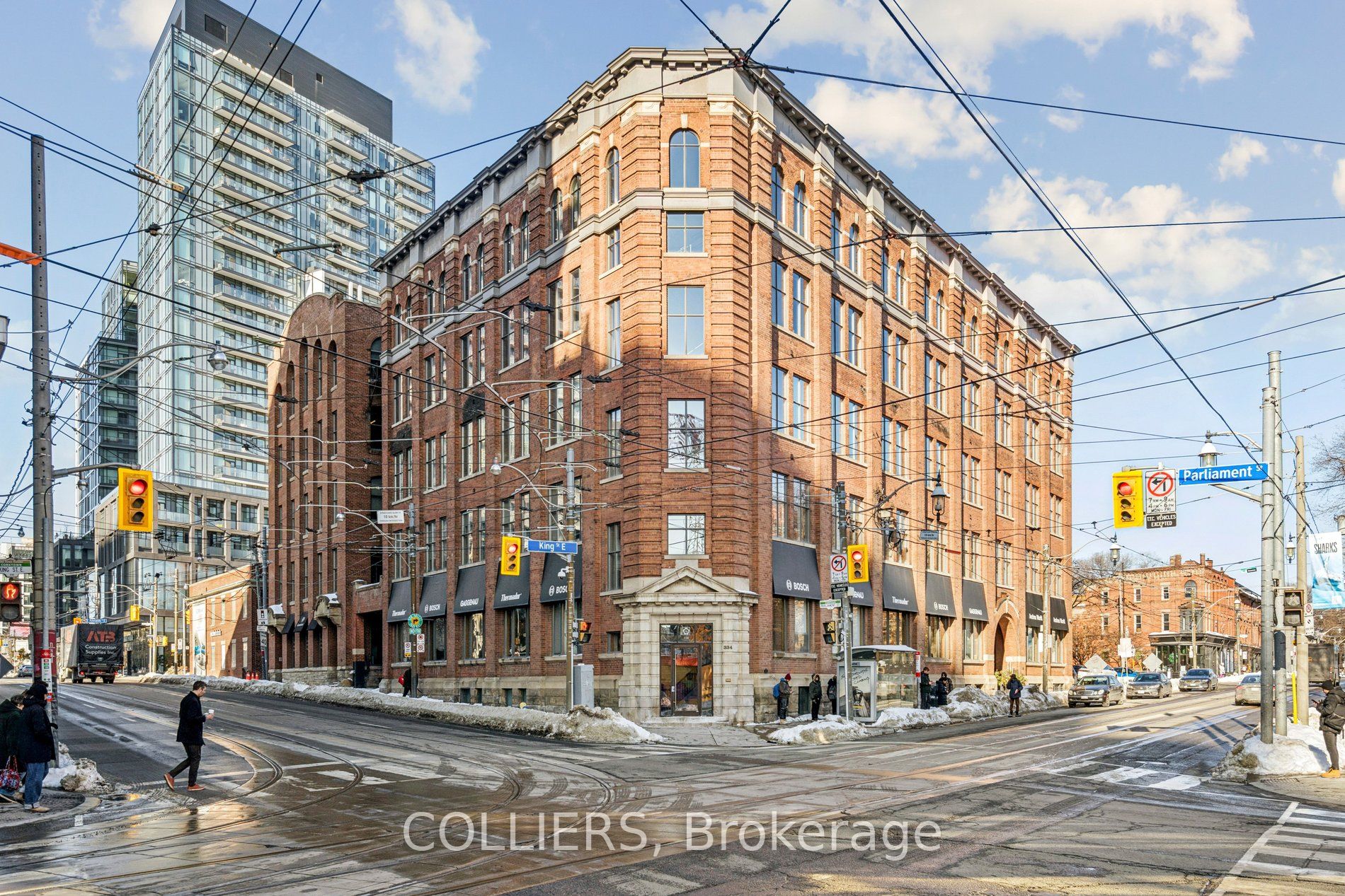 334 King Unit Lower Floor