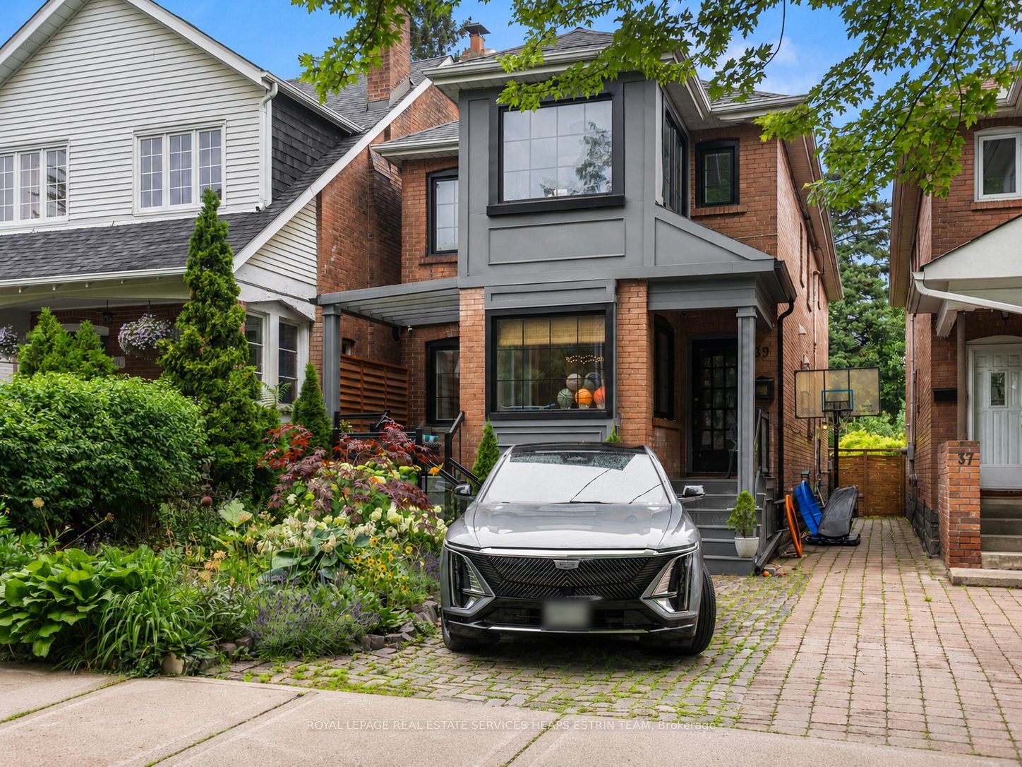 39 Standish