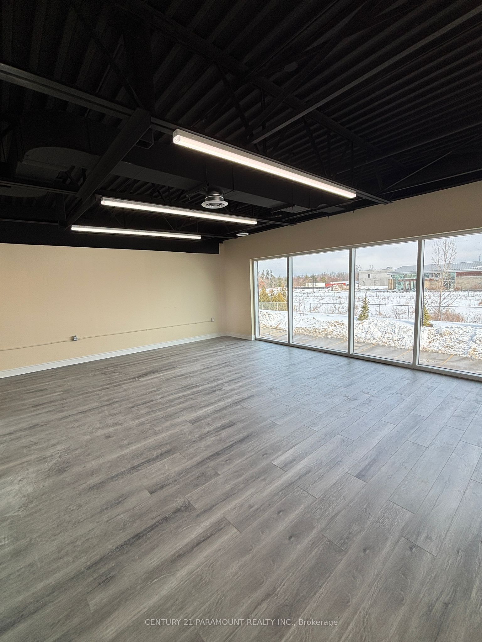 587 Hanlon Creek Unit 18 Upper Level