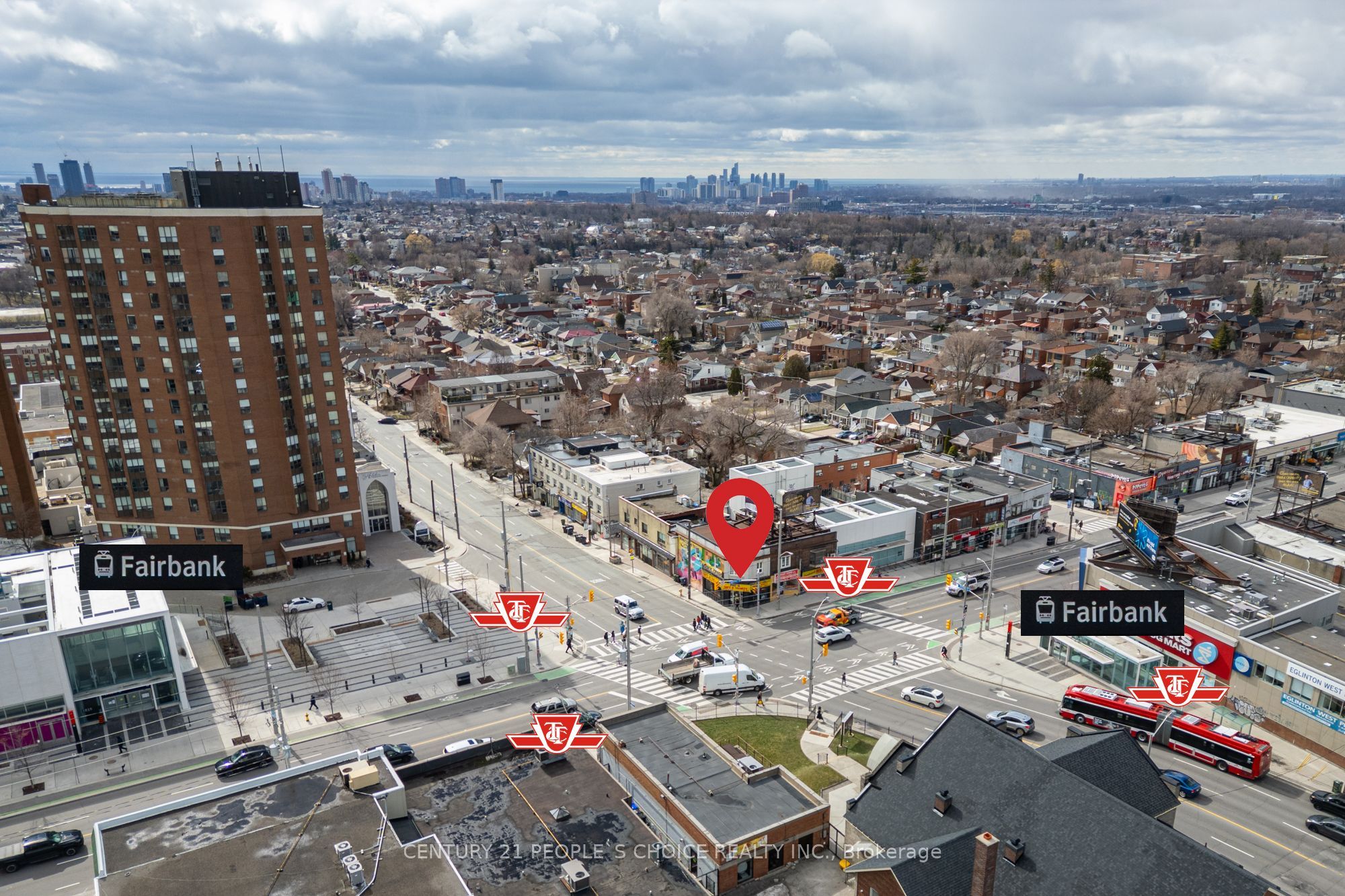 1835 Eglinton photo 5