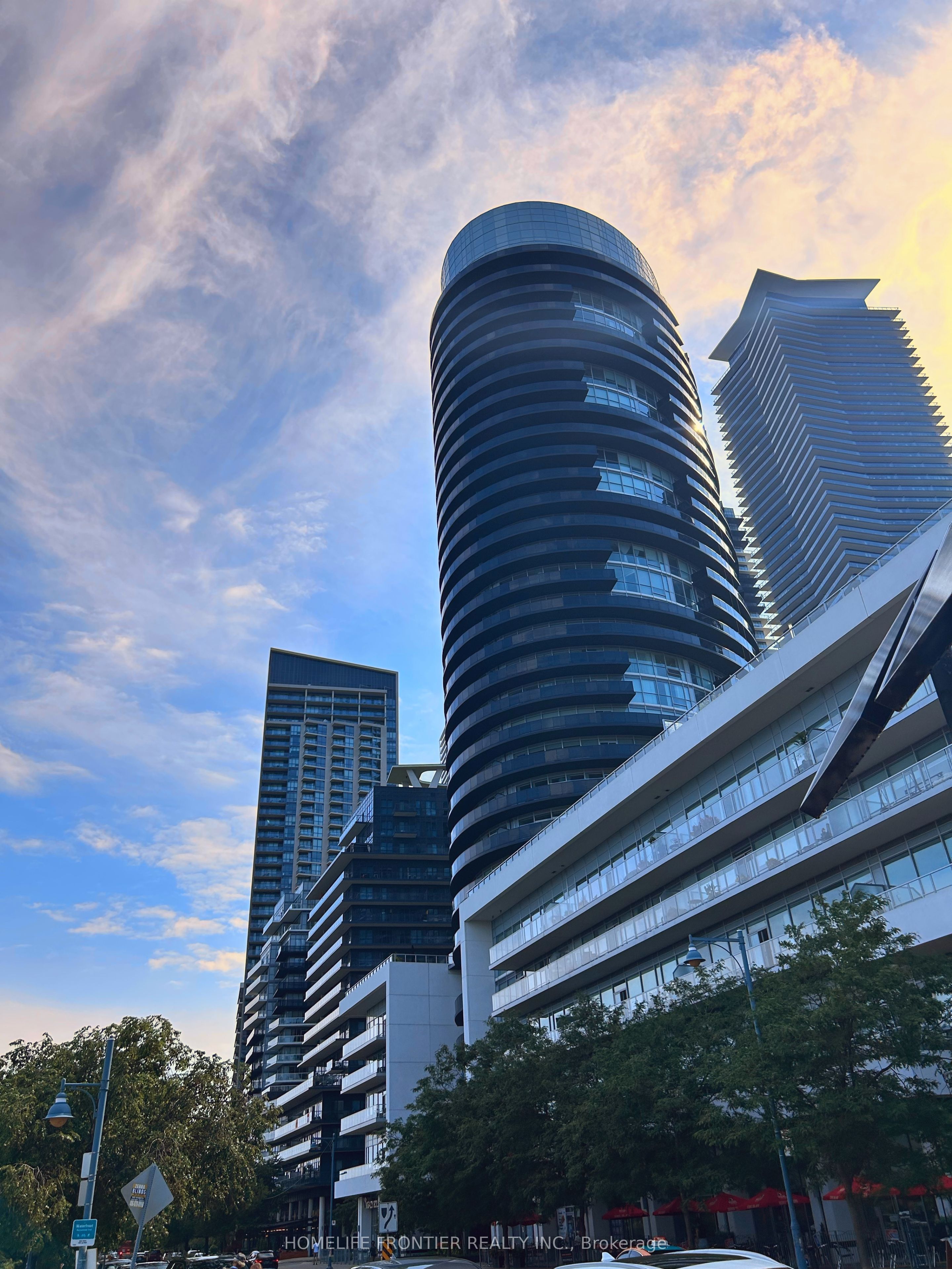 80 Marine Parade Unit 606