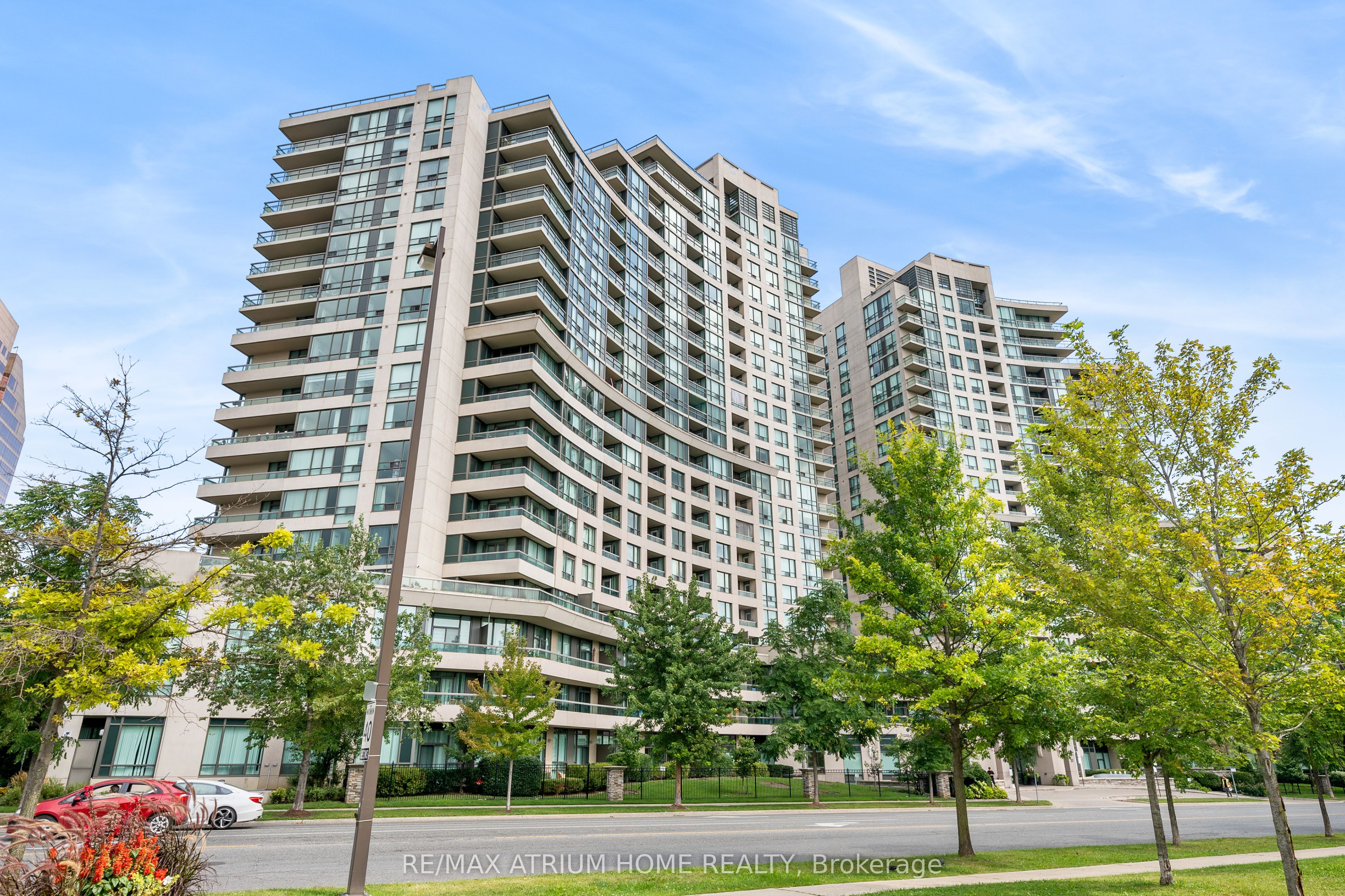 509 Beecroft Unit 317