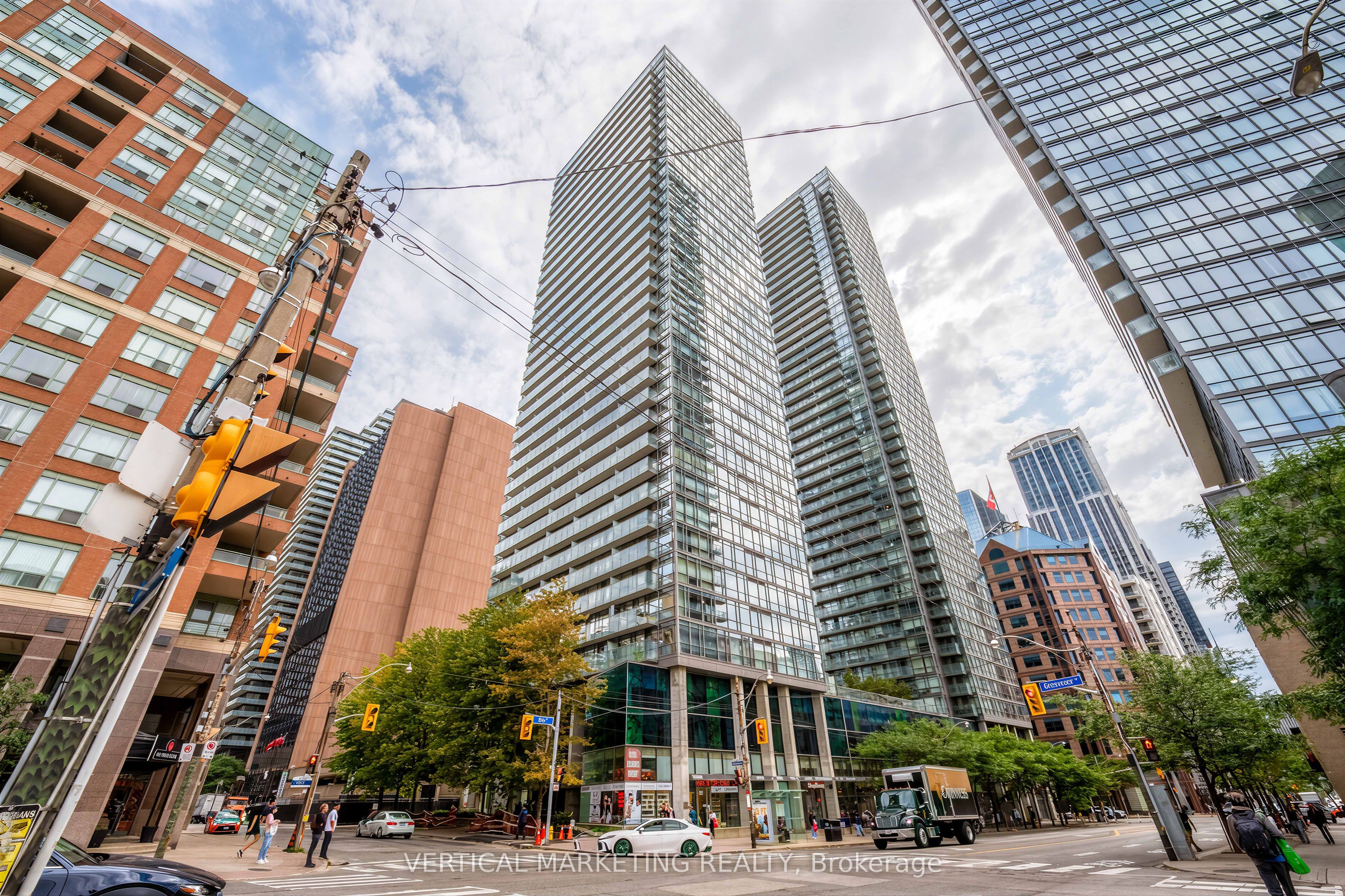 37 Grosvenor Unit 2010 photo 2
