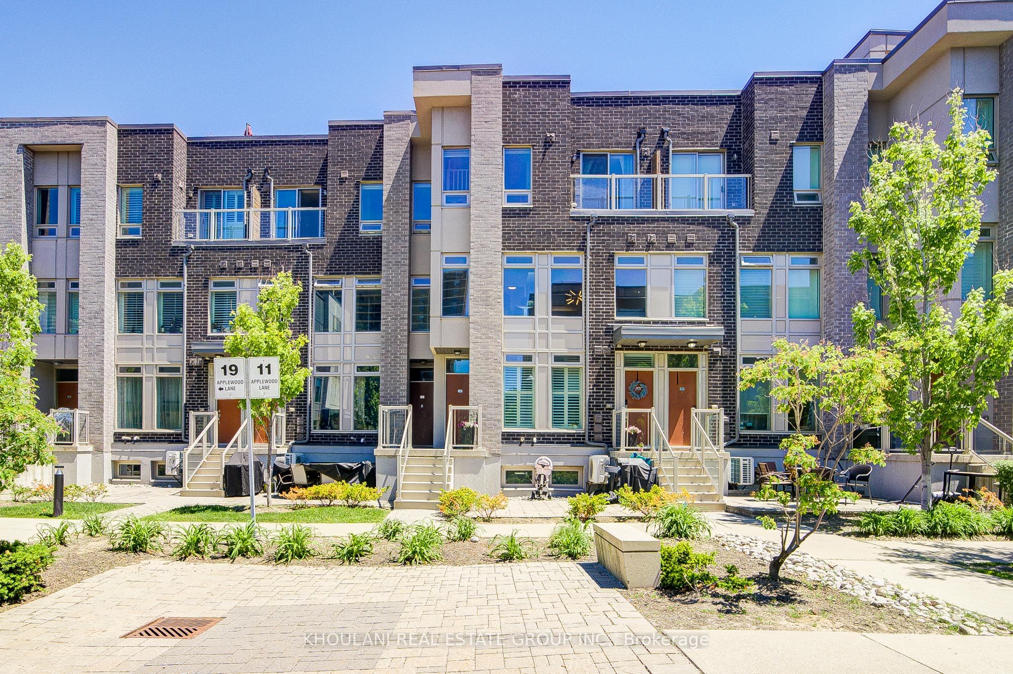 11 Applewood Unit 240