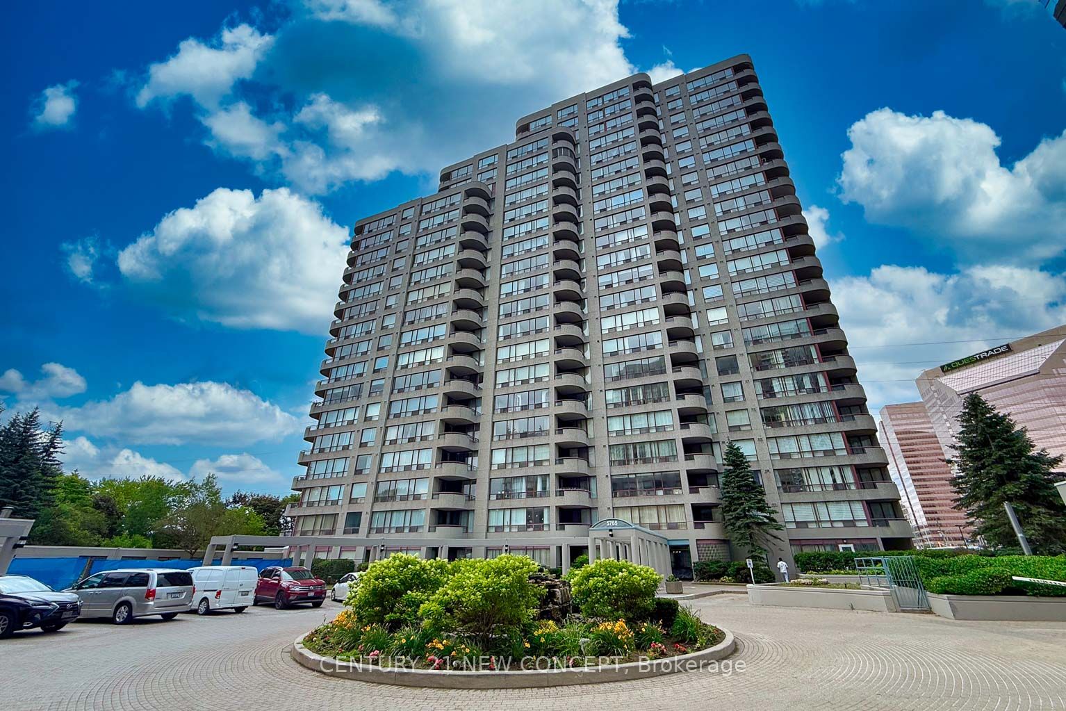 5765 Yonge Unit 101