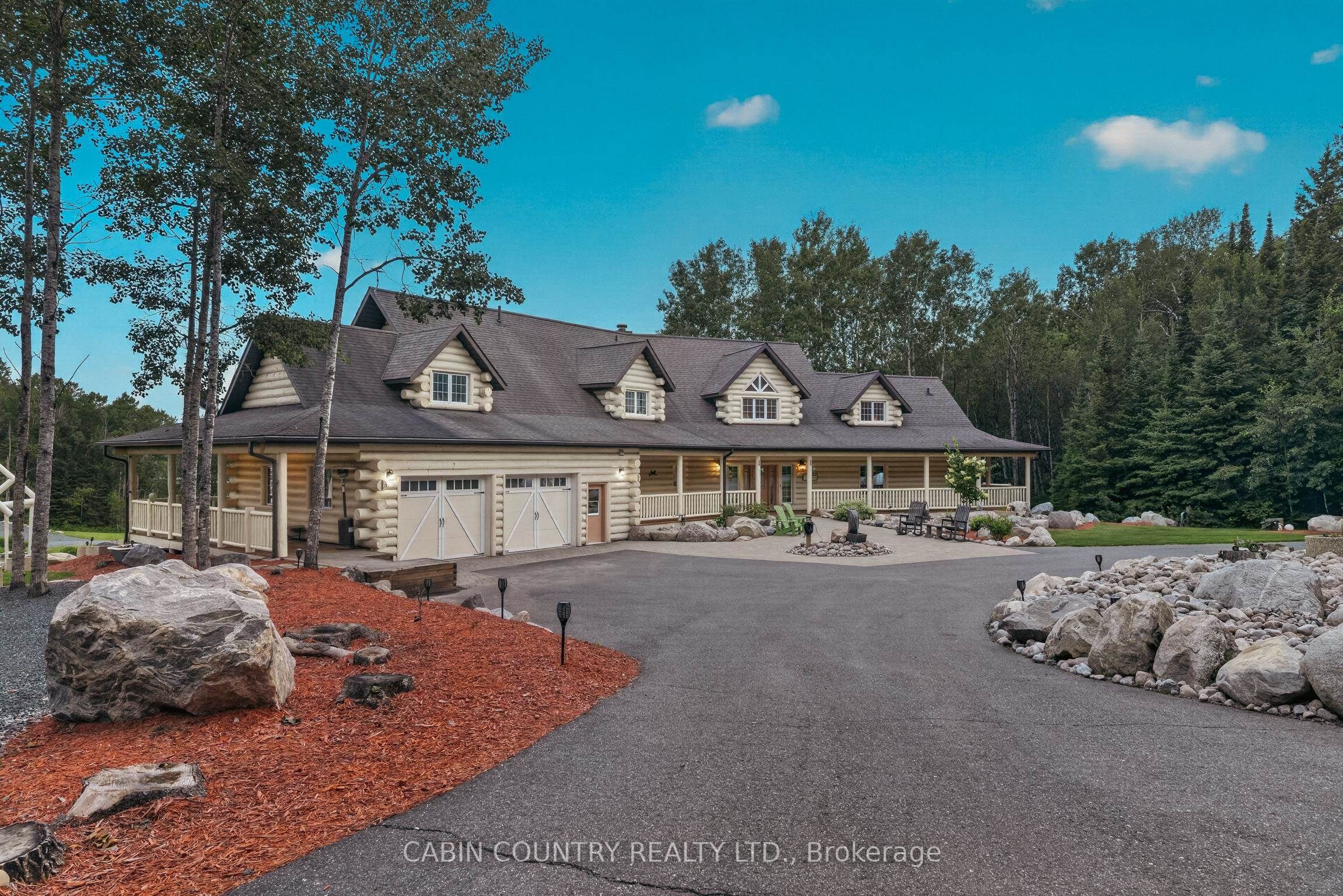746 East Melick