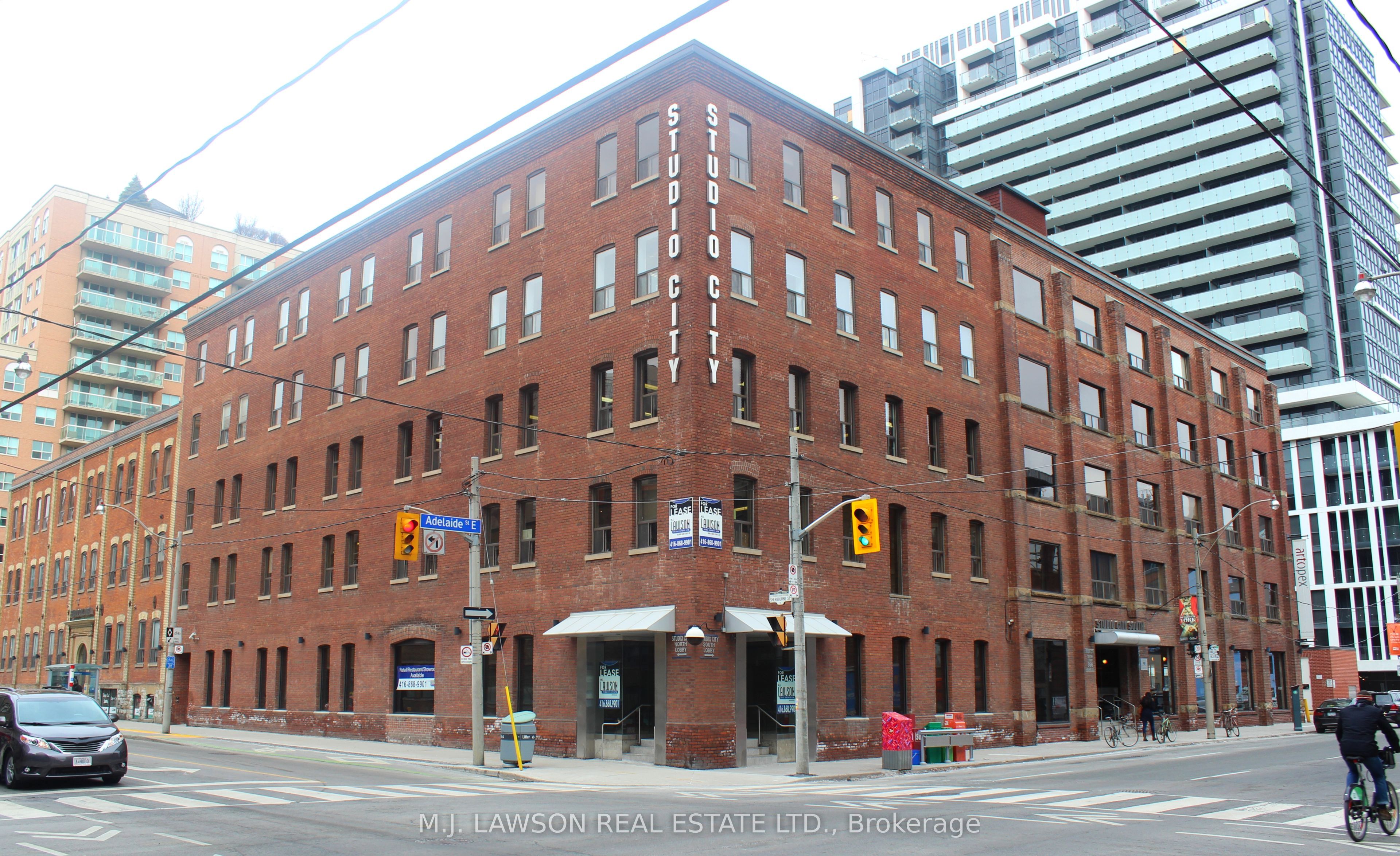 366 Adelaide Unit 230 photo 3