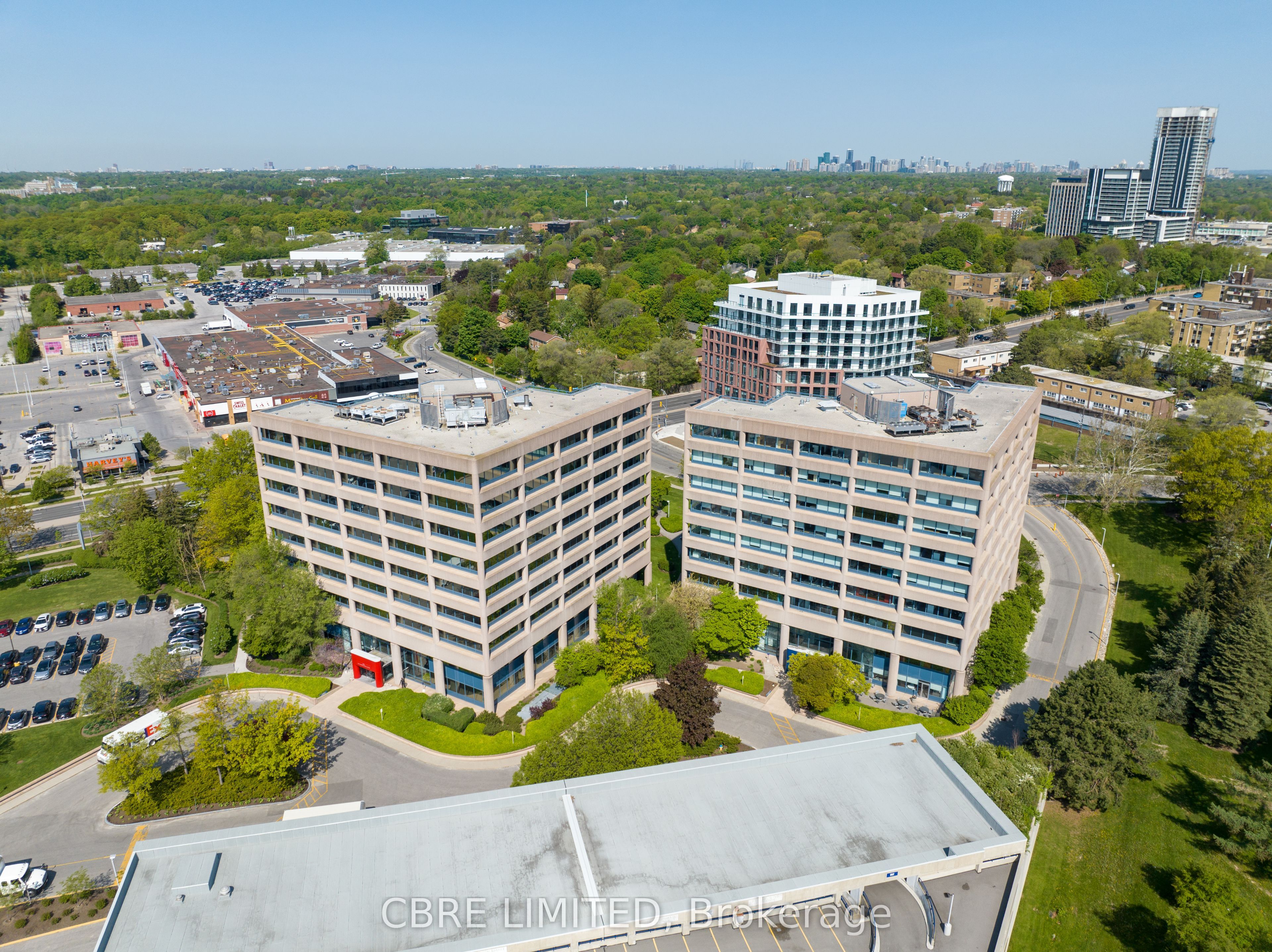 895 Don Mills (Tower 2) Unit 100 photo 2