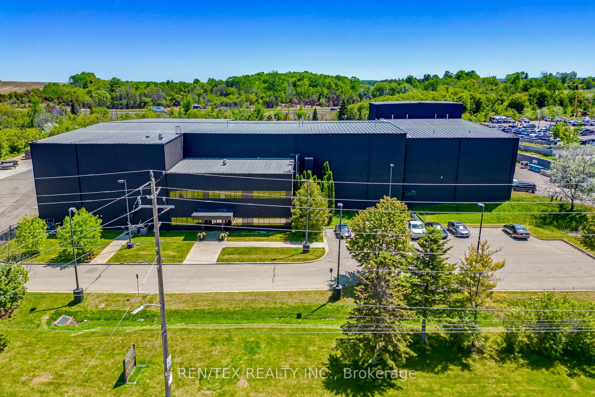 395 Harry Walker Parkway S, Newmarket, ON L3Y 8T3, Newmarket