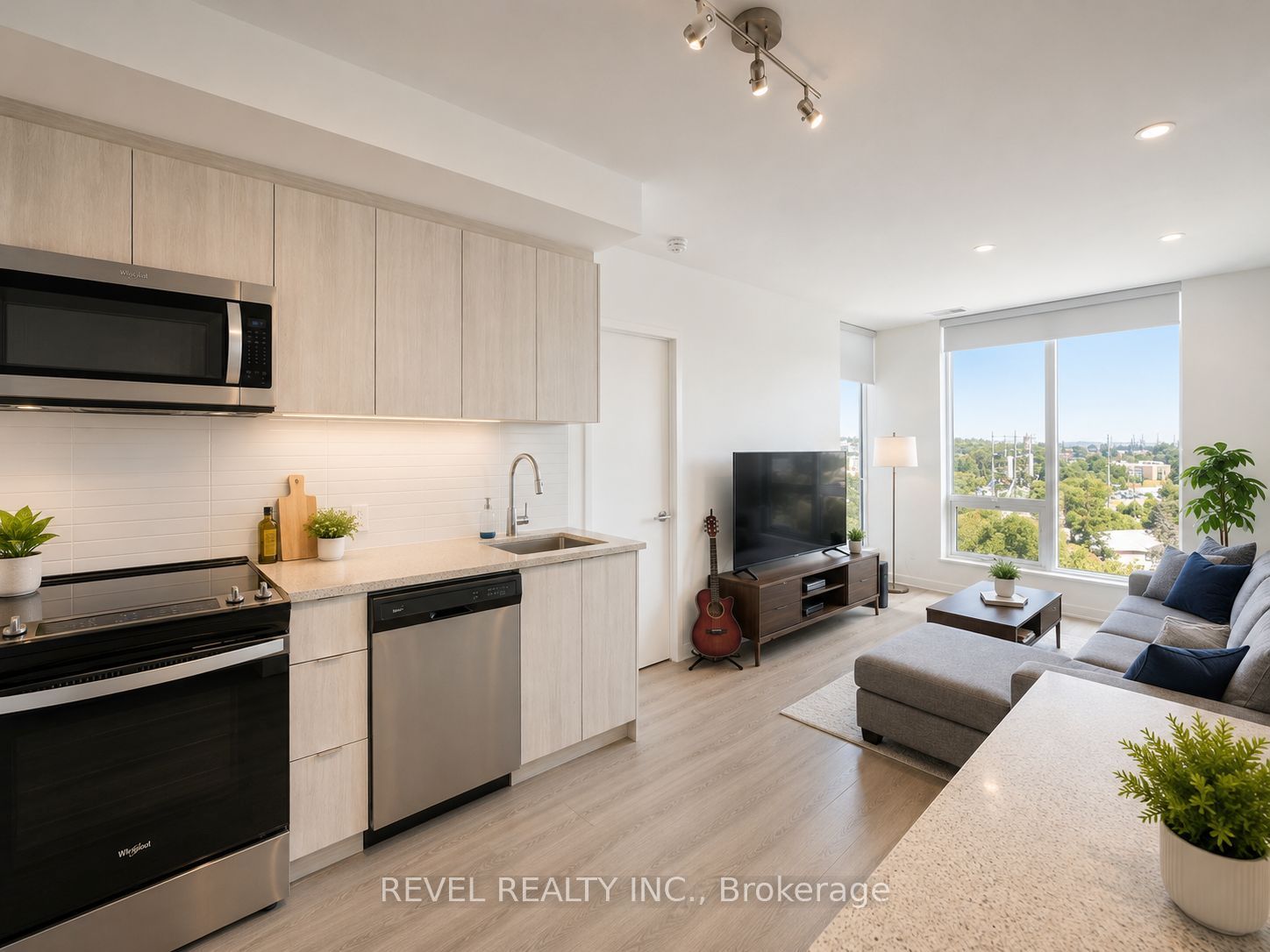 3 Rosewater Unit 611W
