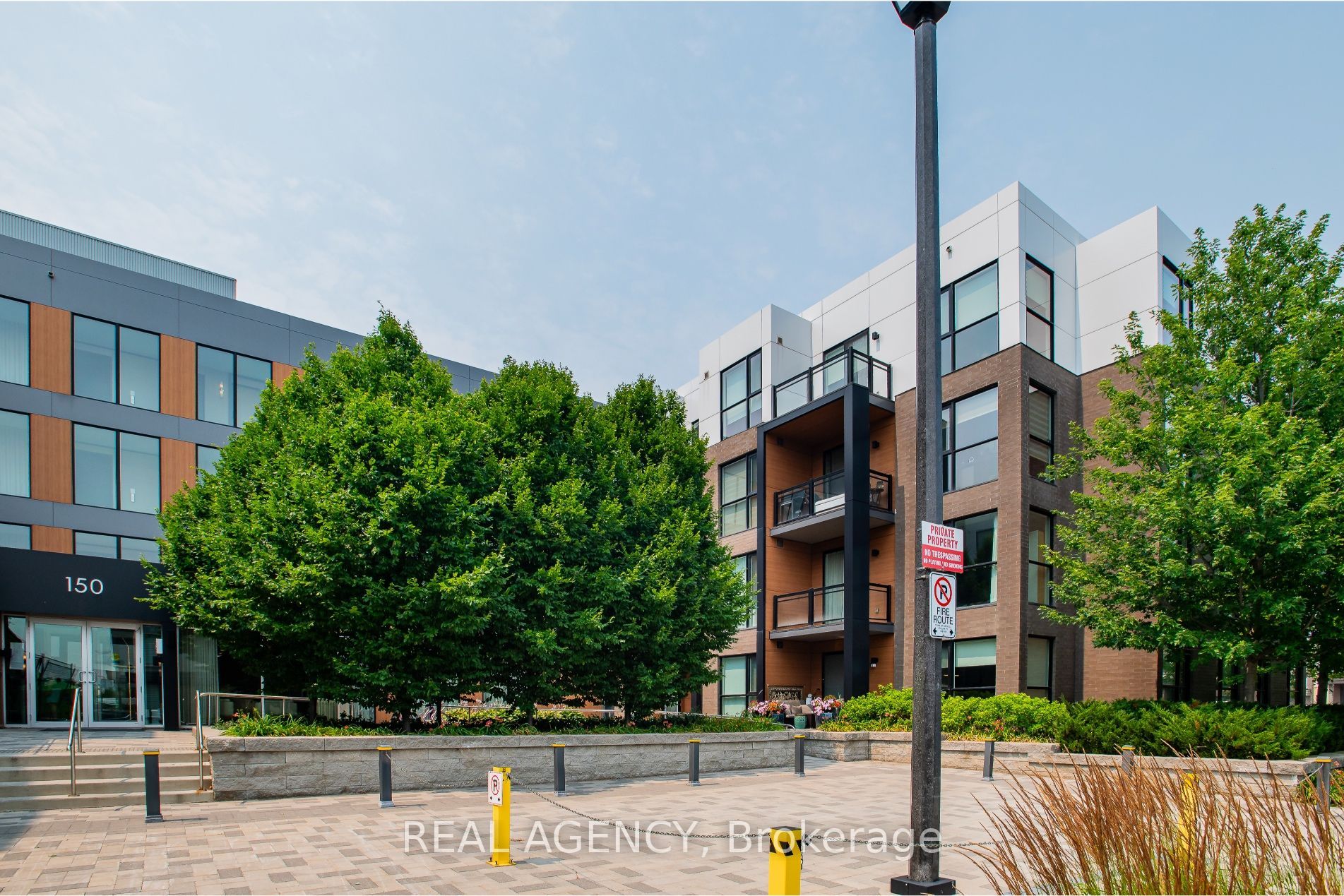 150 Sabina Unit 304