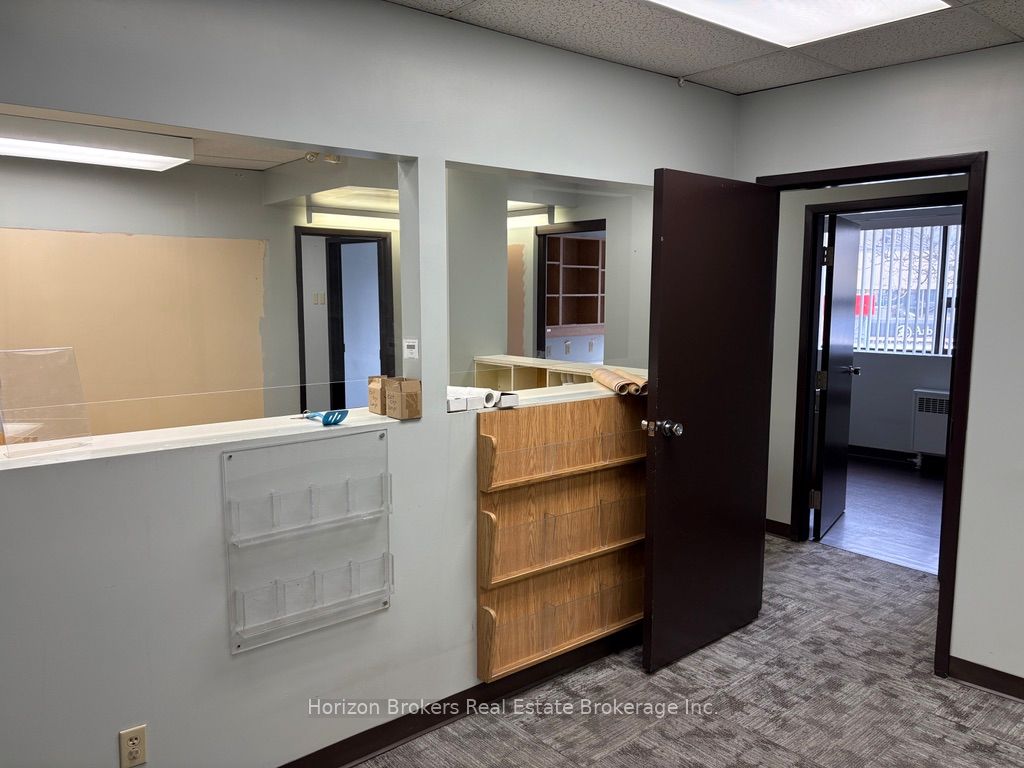2453 01 Bloor