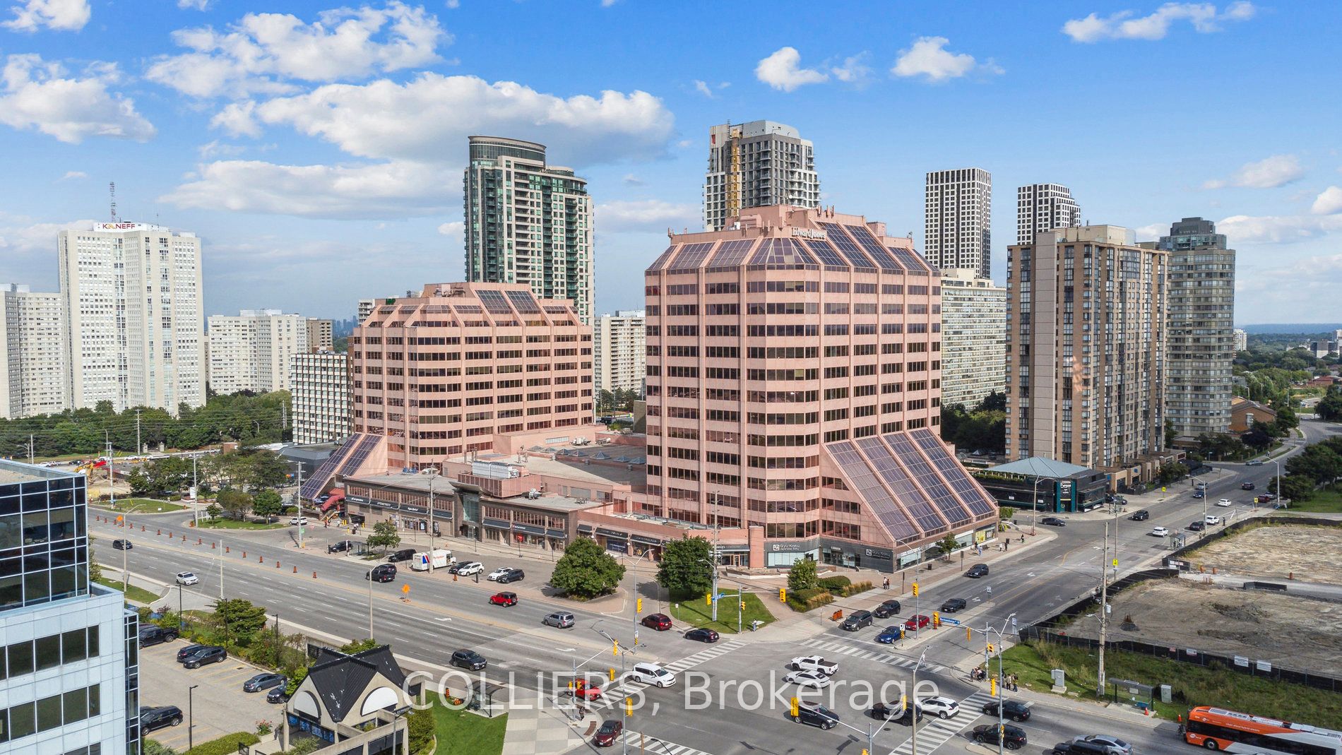 50 Burnhamthorpe Unit 1500
