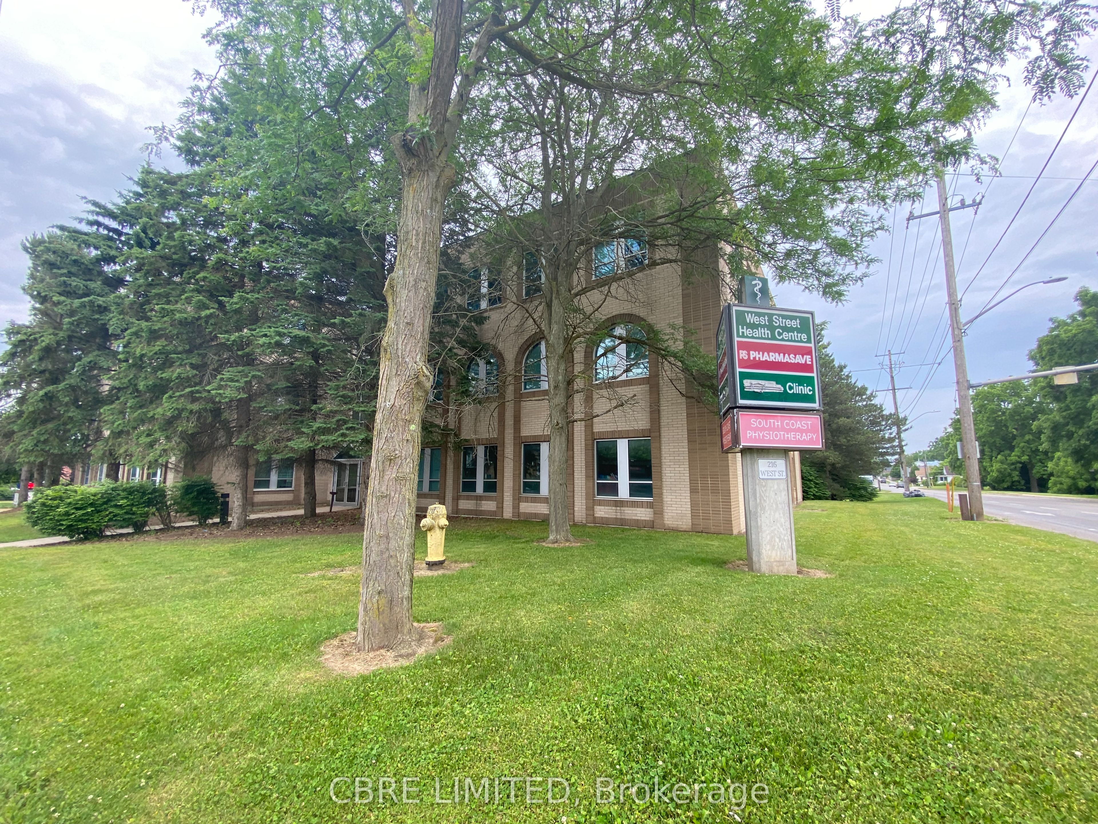 216 West Unit 105