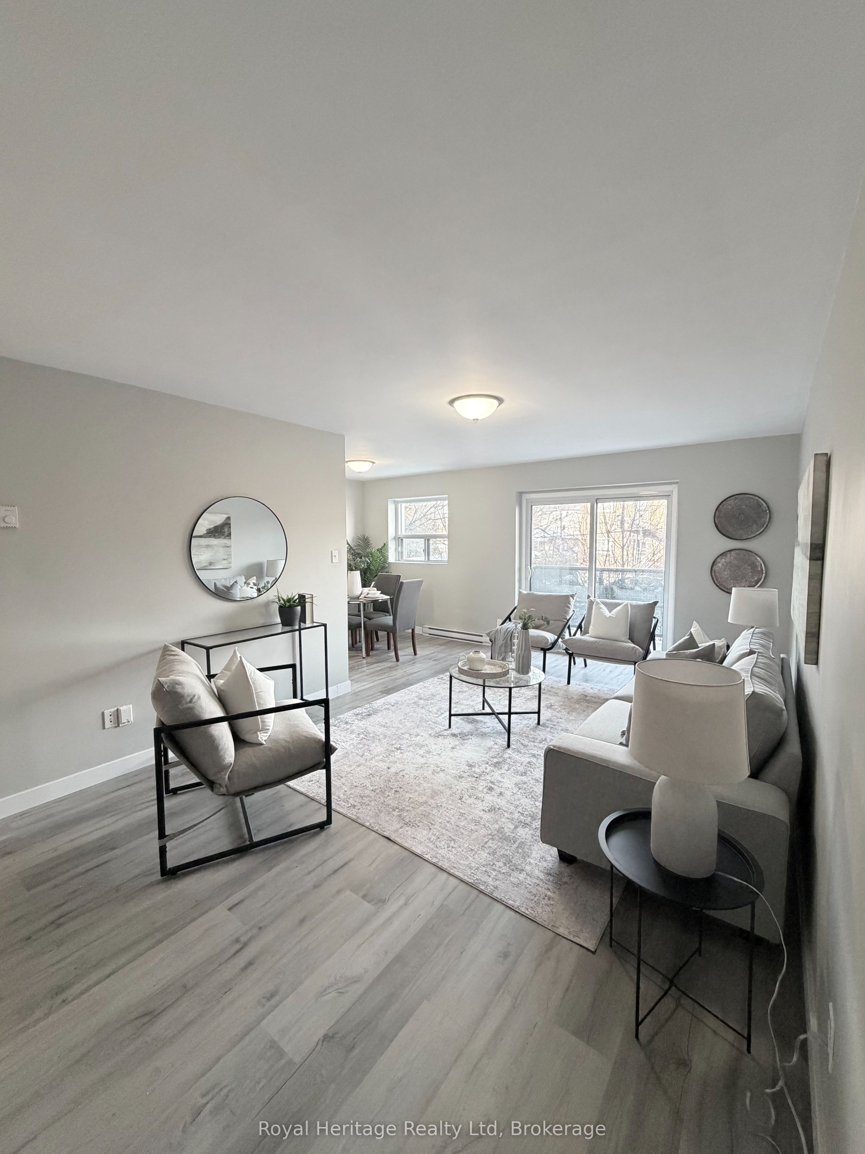 330 Gibb Unit 305