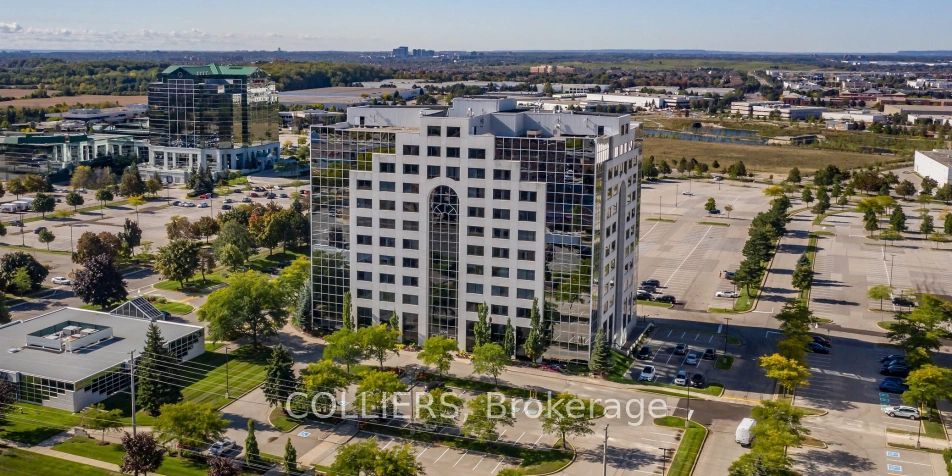 5770 Hurontario Unit 507 photo 2