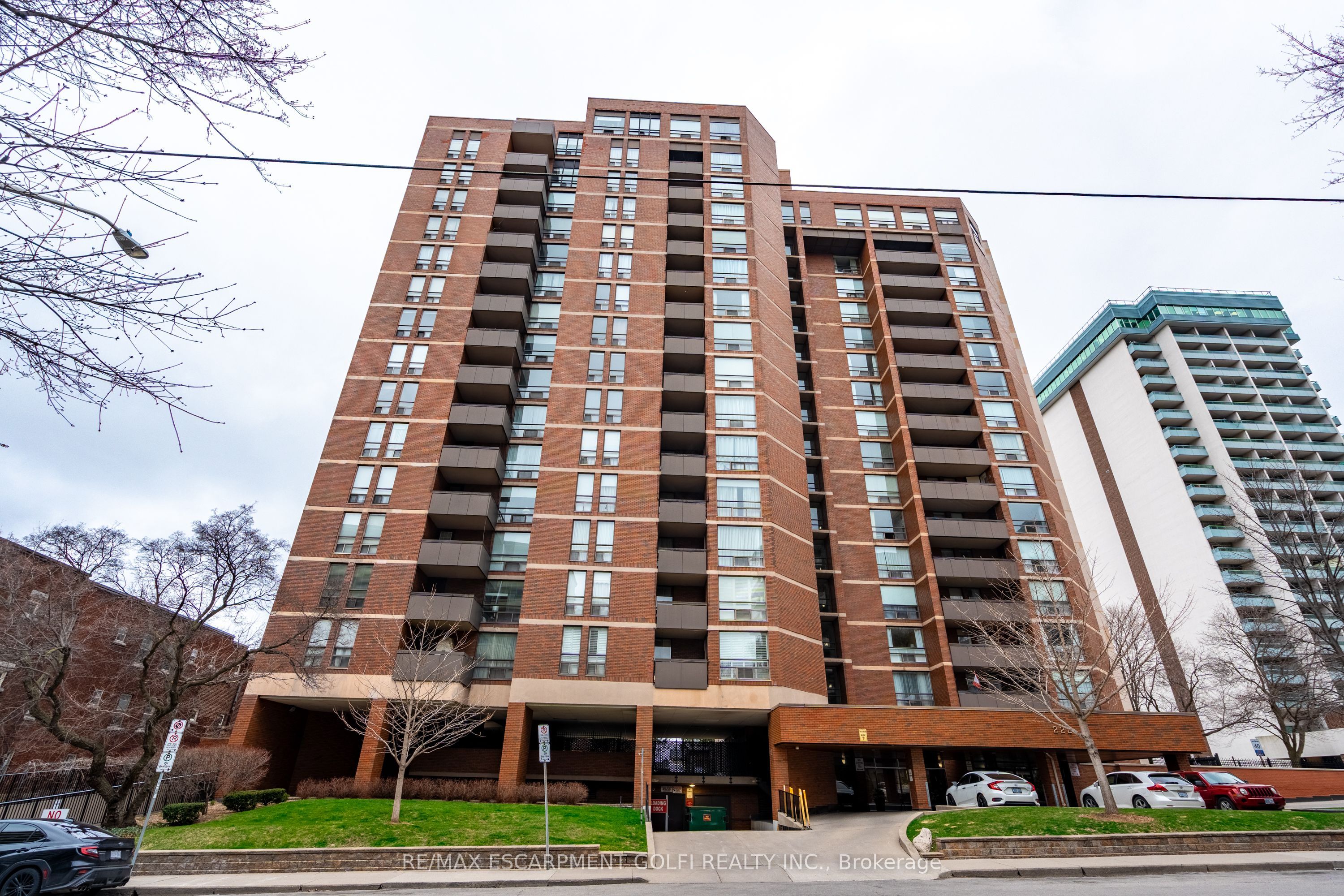 222 Jackson Unit 305