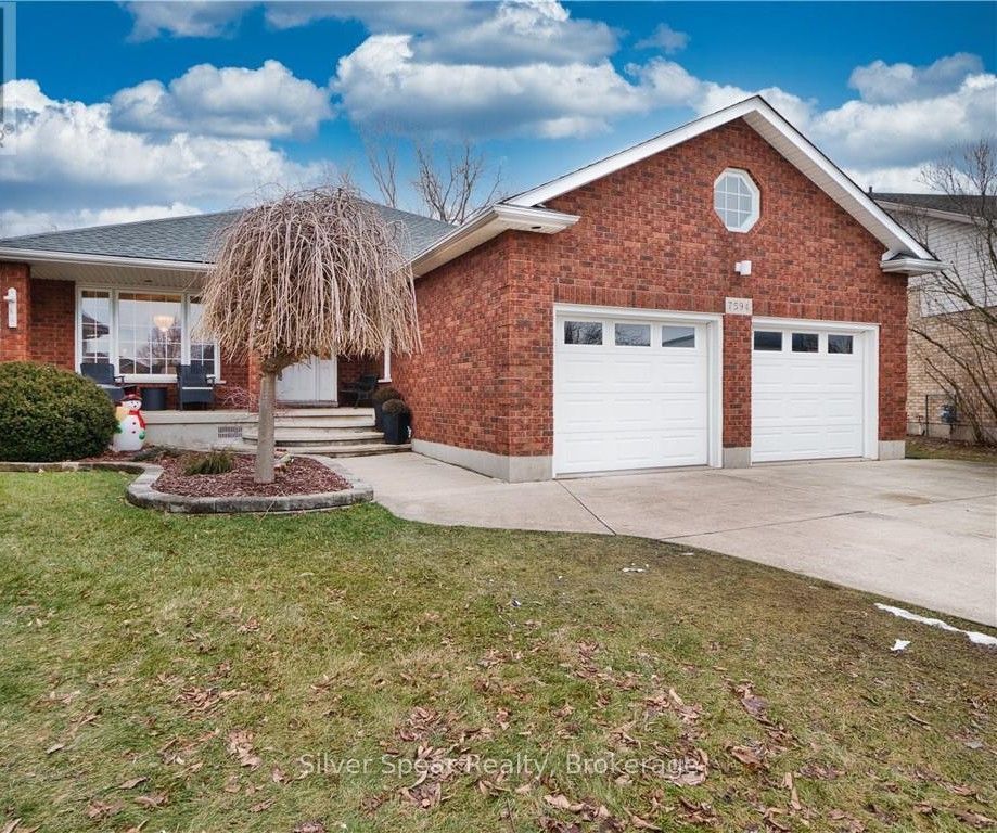 7594 Canterbury