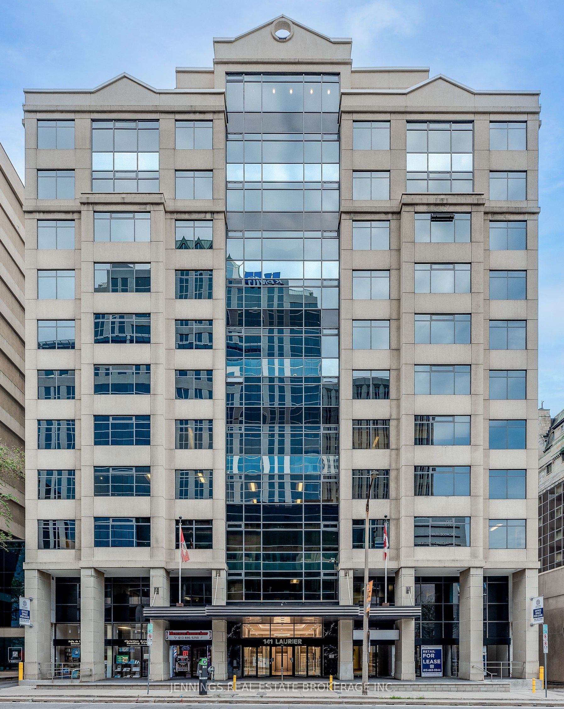 141 Laurier Unit 900