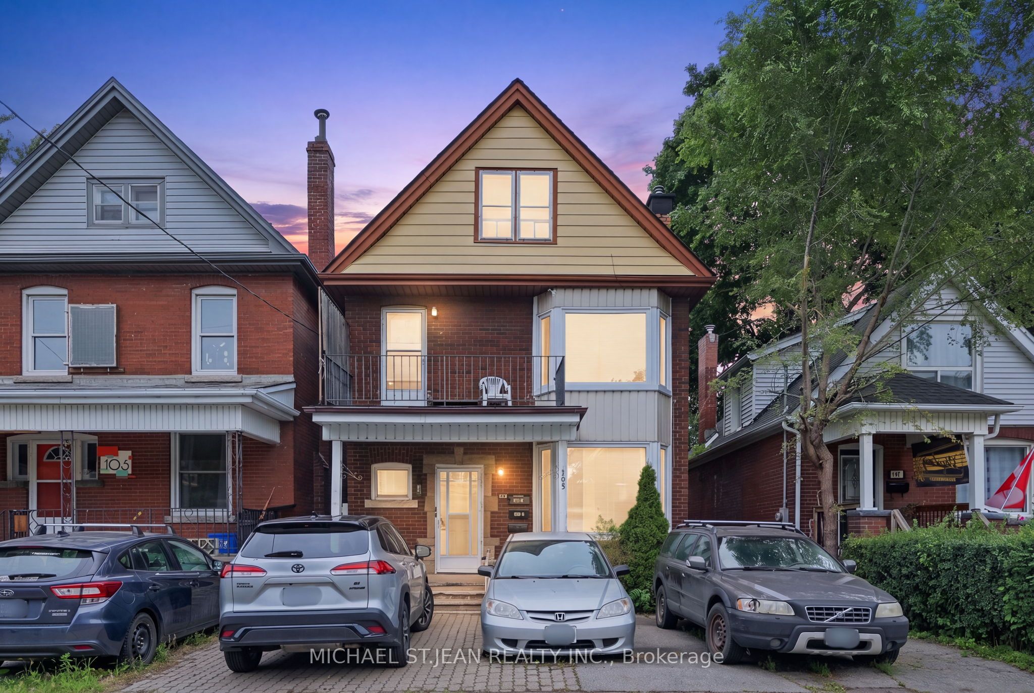105 Rosemont