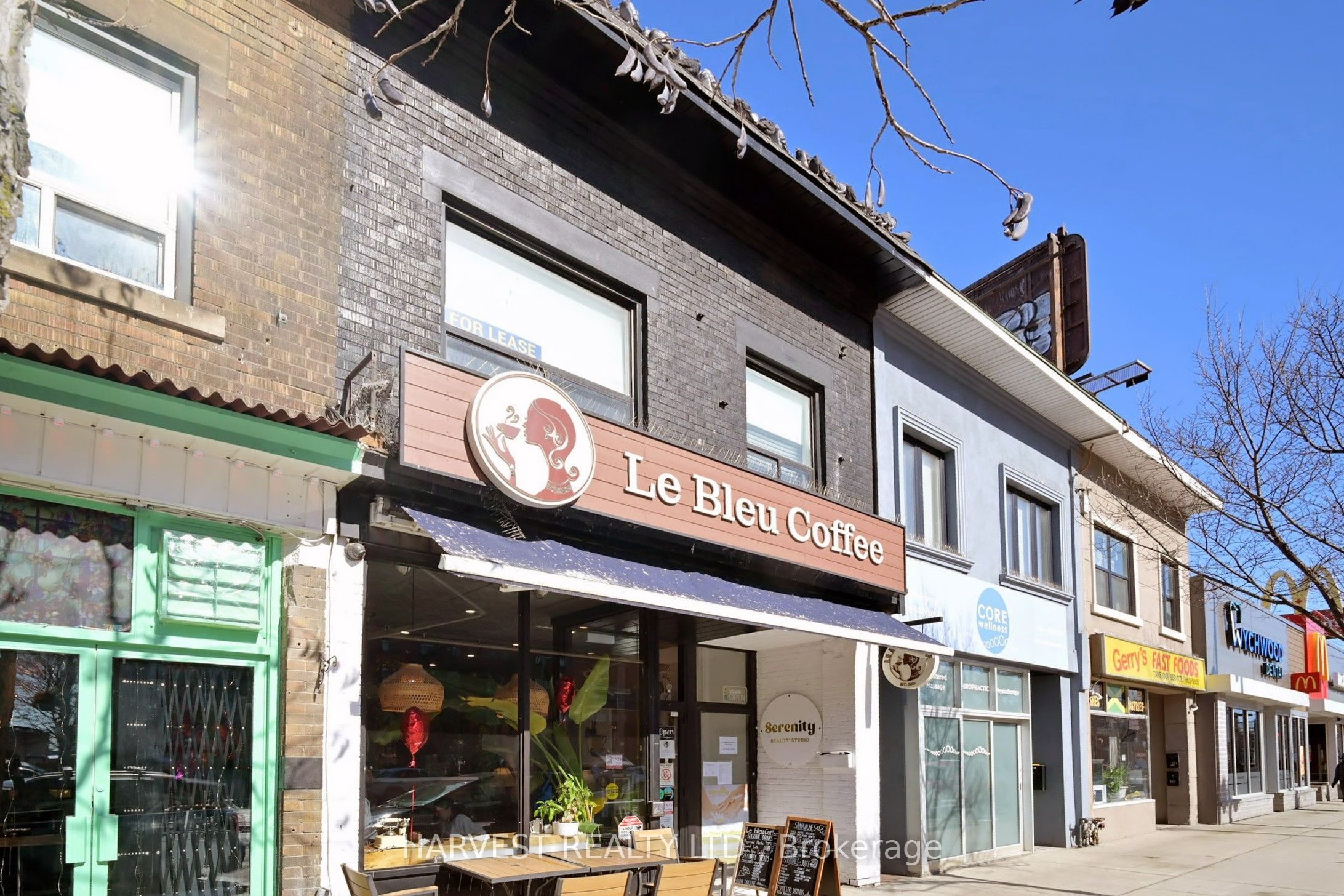 728 St. Clair Ave. West - 2nd floor