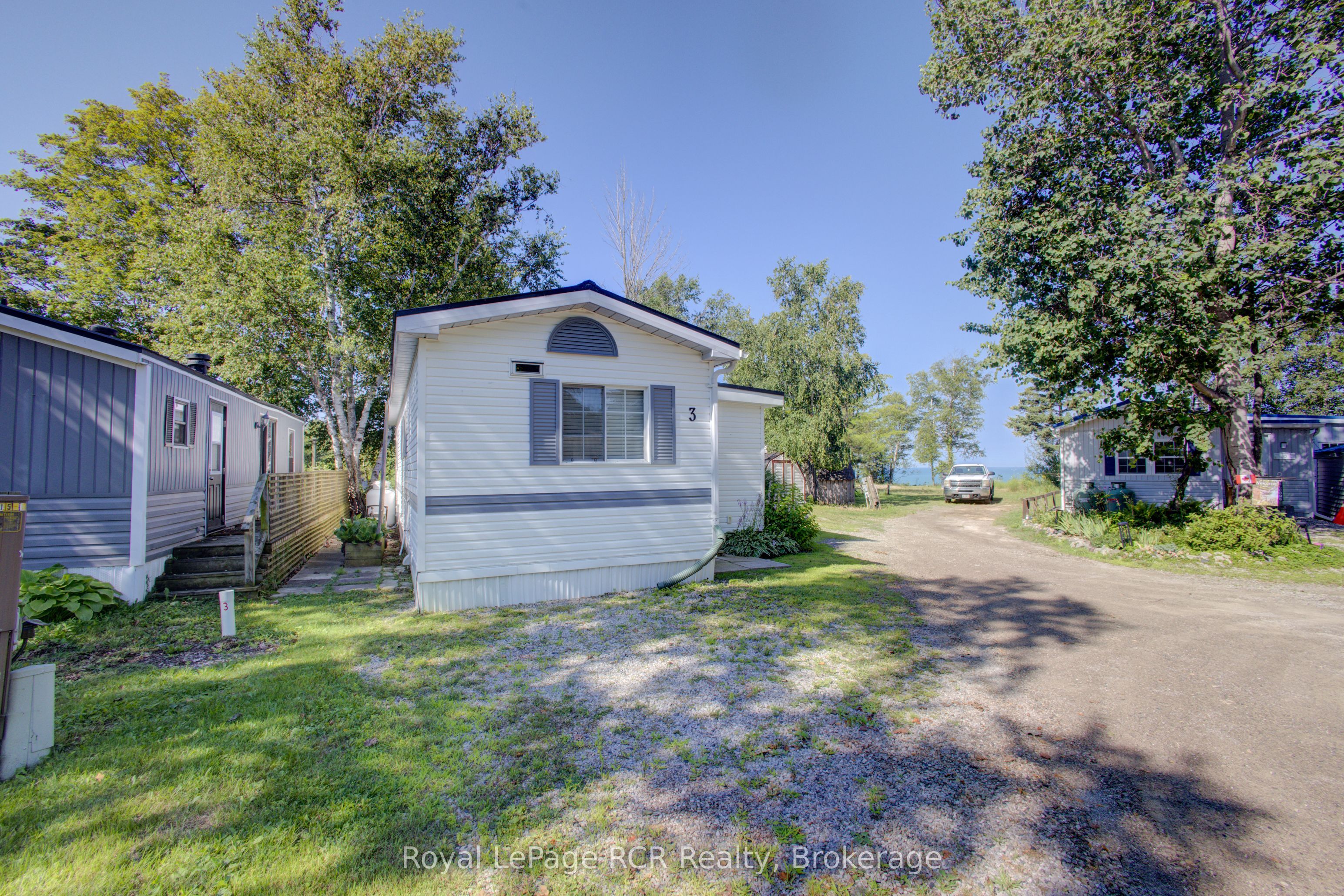 79681 Bluewater Hwy 21 Unit 3 Maple St