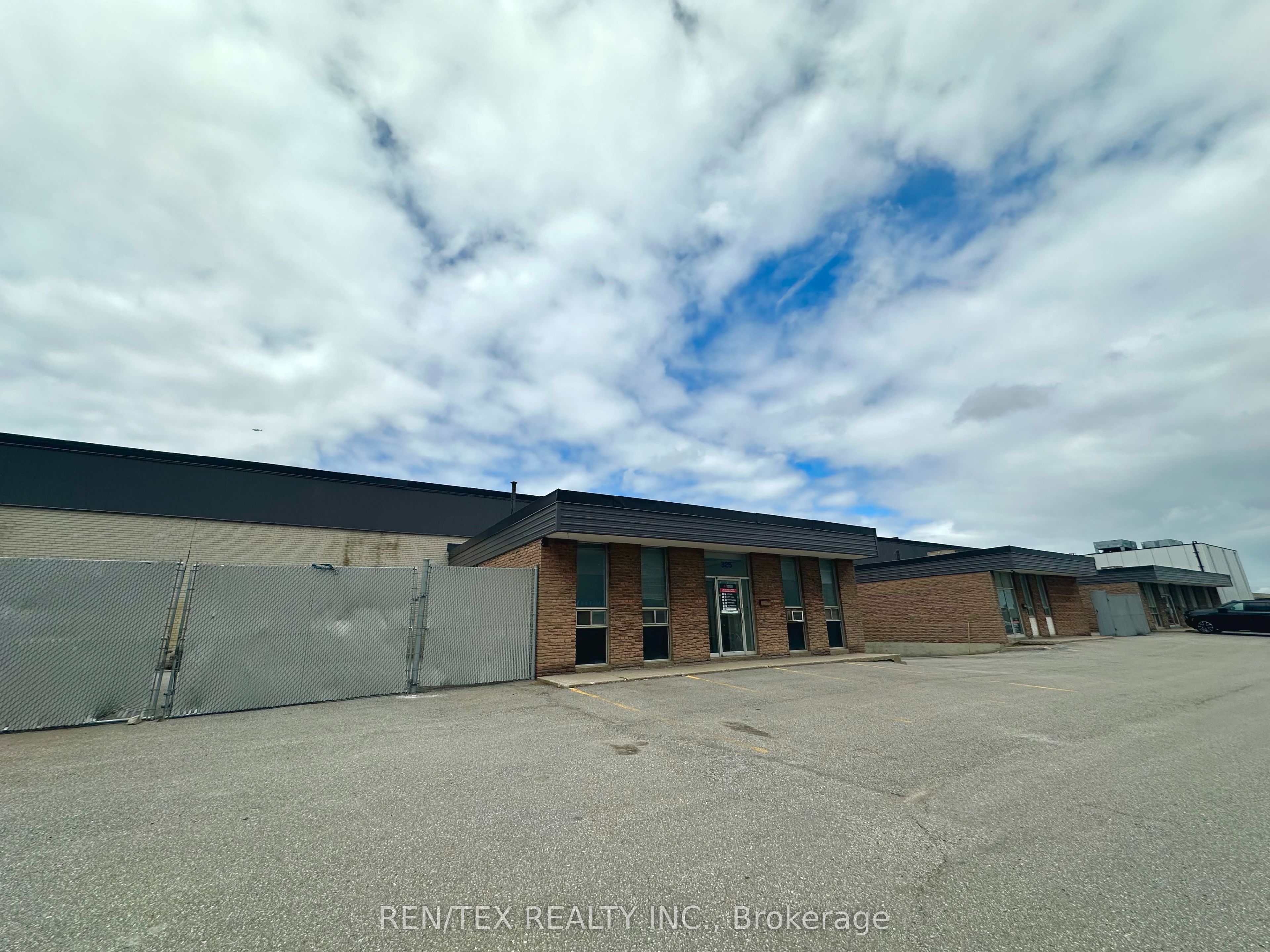 315-345 Flint Unit B