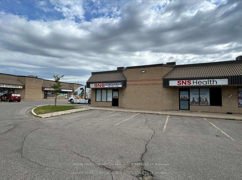 2500 Williams Unit 25-26 photo 2