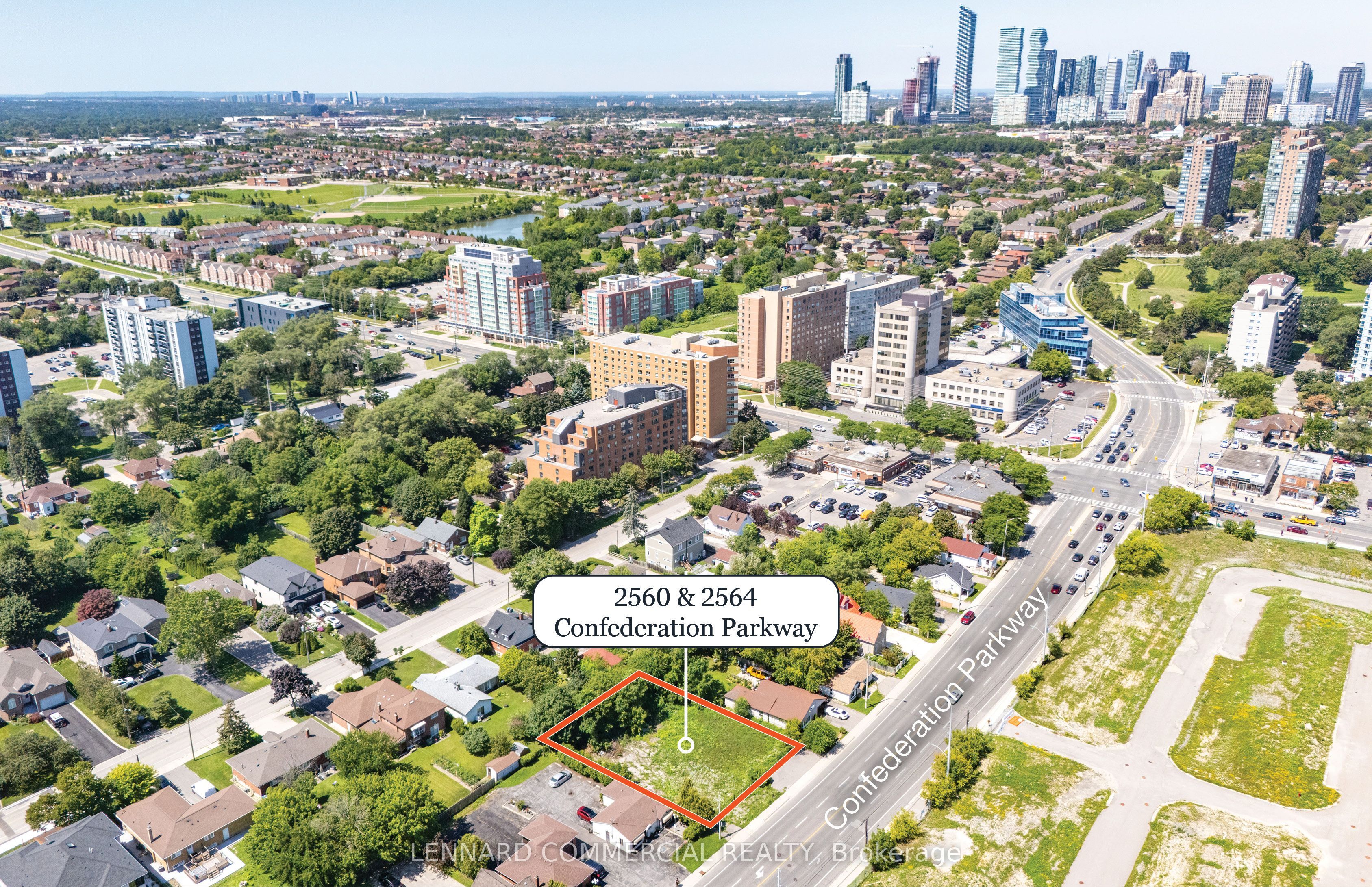 2560-2564 Confederation Parkway, Mississauga, ON L5B 1S2, Mississauga