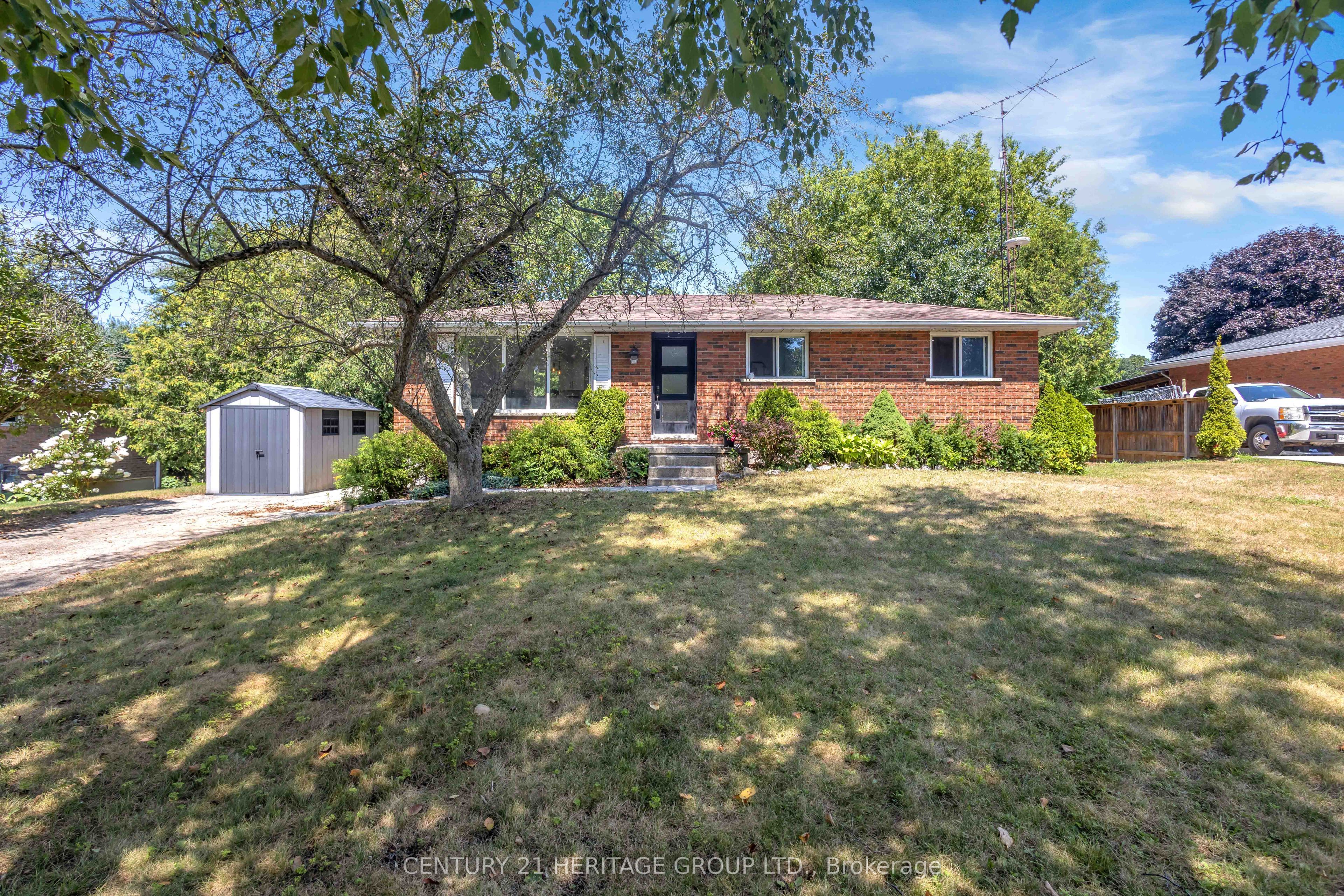 30 Ridgeway