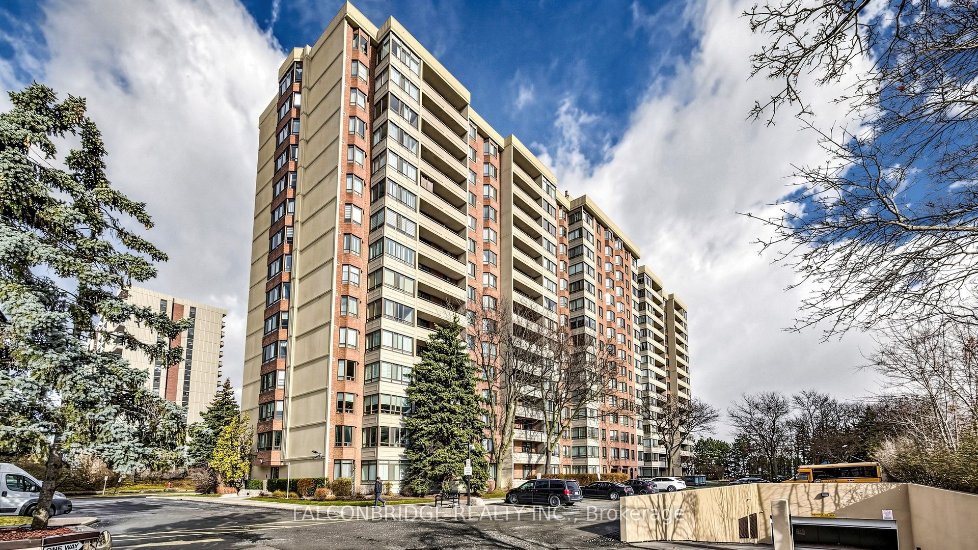 5 Lisa Street 203, Brampton, ON L6T 4T4, Brampton