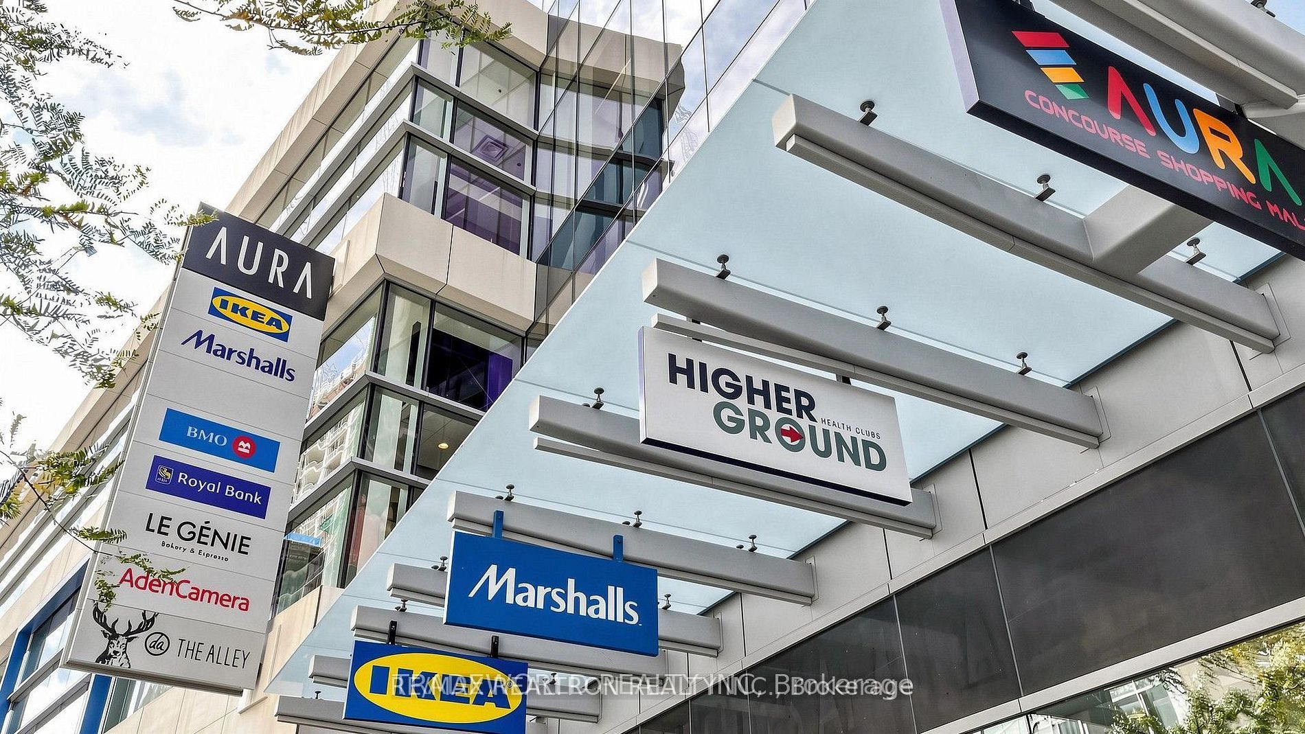 384 Yonge Unit 93