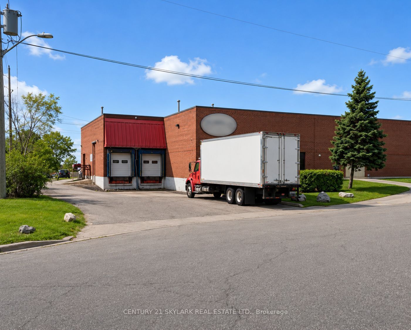 7027 Fir Tree