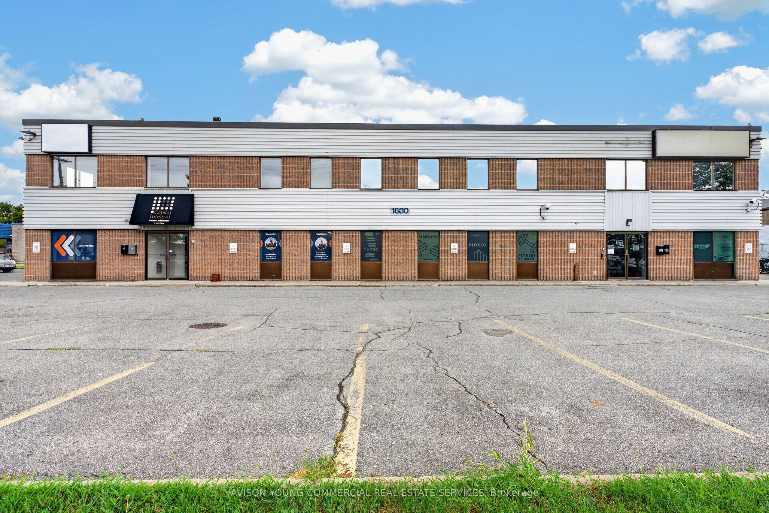 1600 Laperriere Unit 201 photo 2
