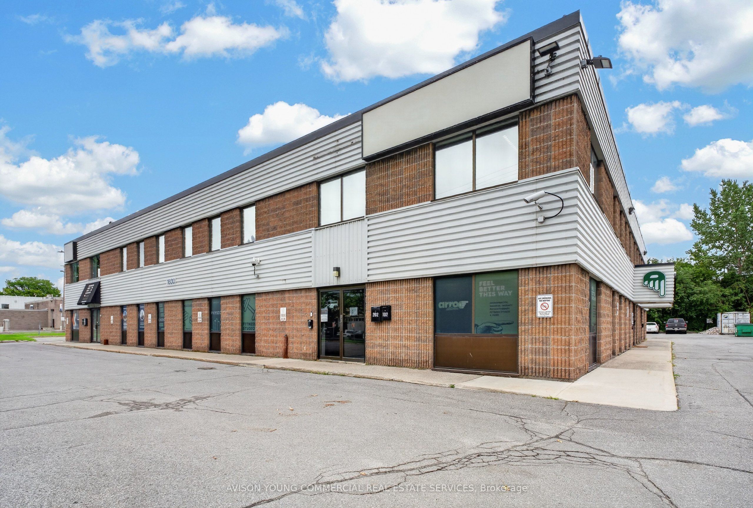 1600 Laperriere Unit 202 photo 2