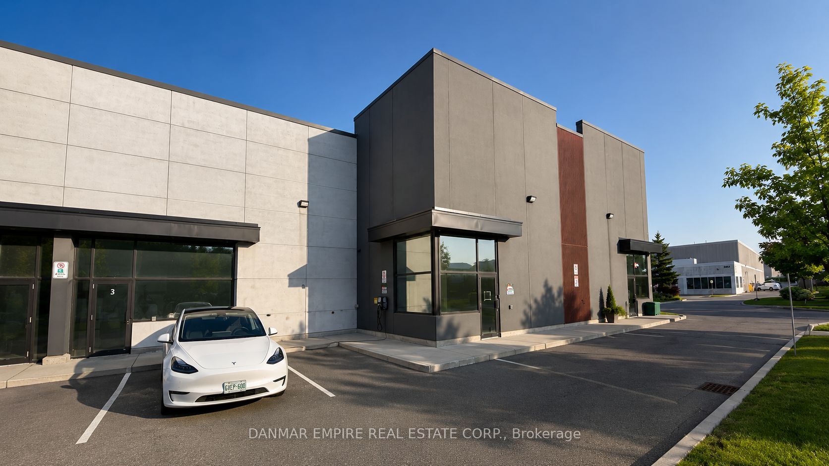 2165 Buckingham Road 3, Oakville, ON L6H 5V1, Oakville