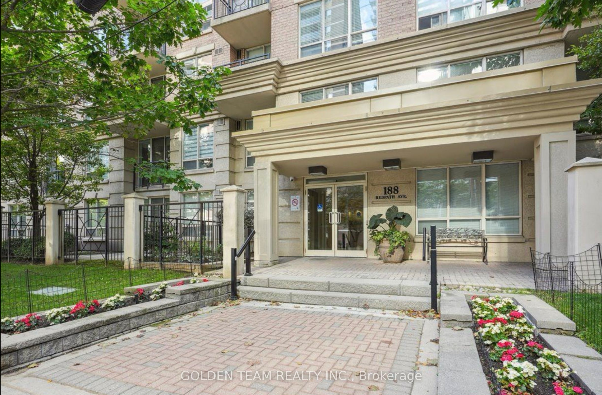 188 Redpath Unit 209