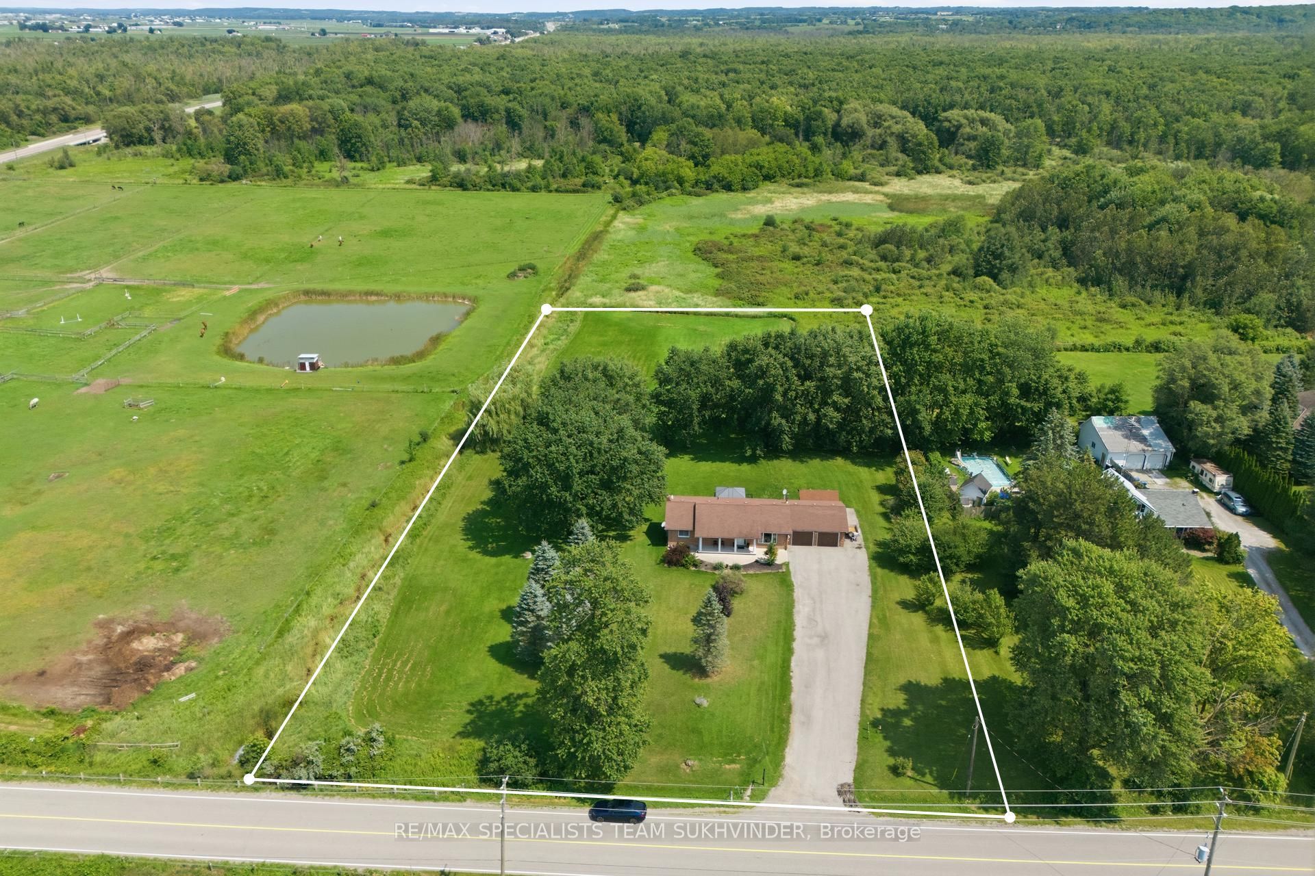 17435 8th Concession photo 2